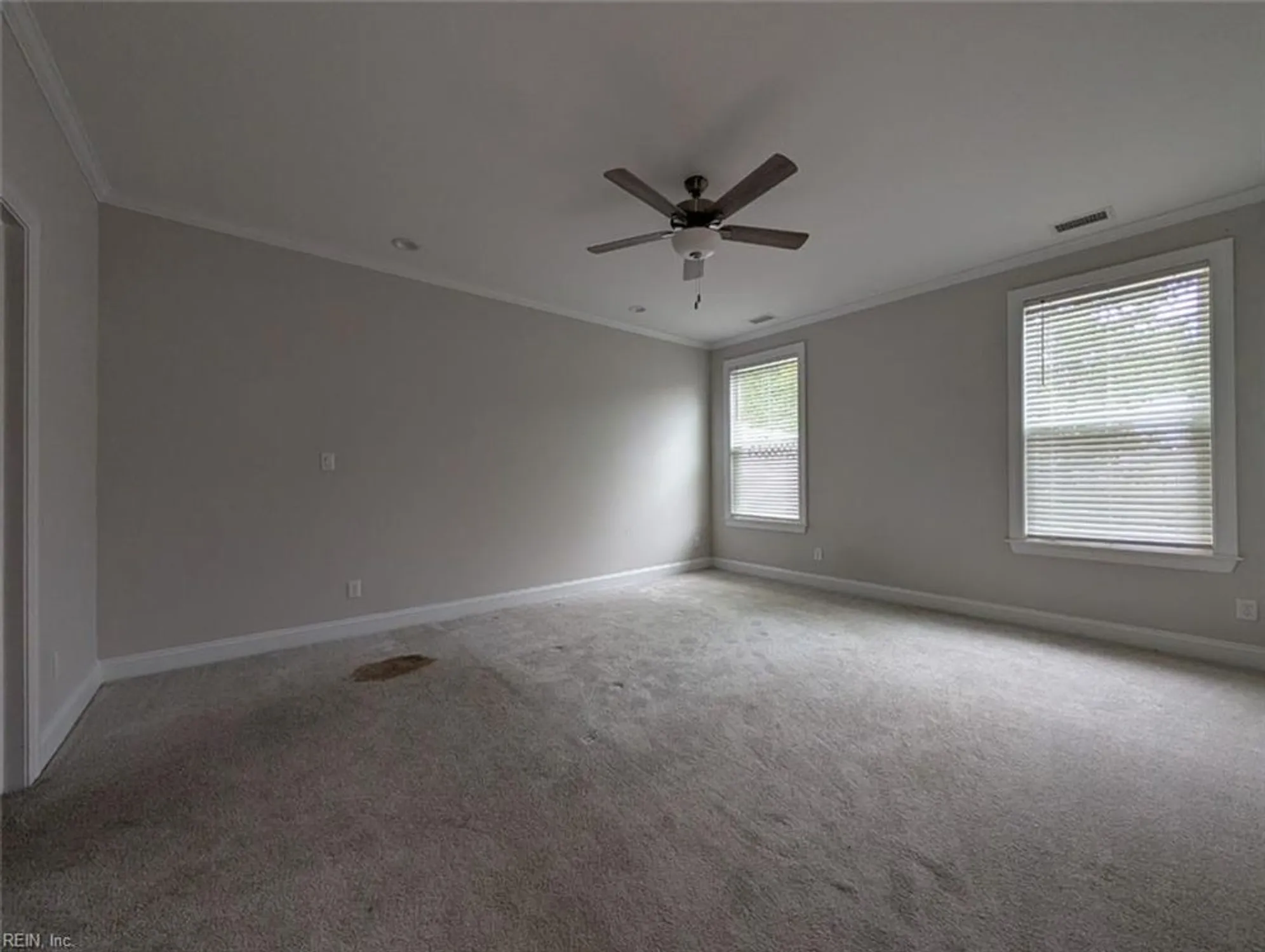 Property Slideshow image 7 of 18 | 4644 longleaf pl, Chesapeake, VA, 23321