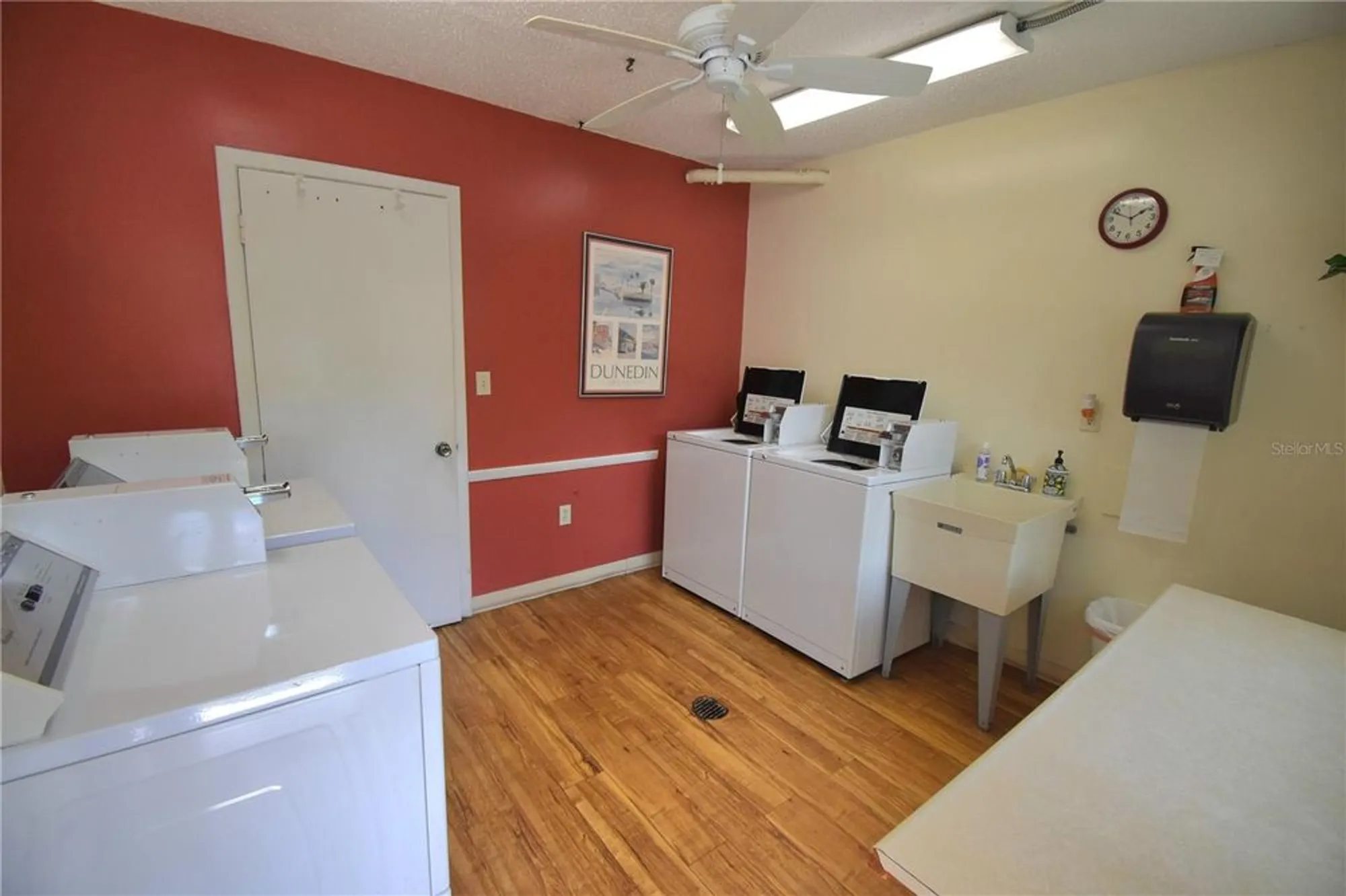 Property Slideshow image 20 of 24 | 940 virginia st 304, Dunedin, FL, 34698