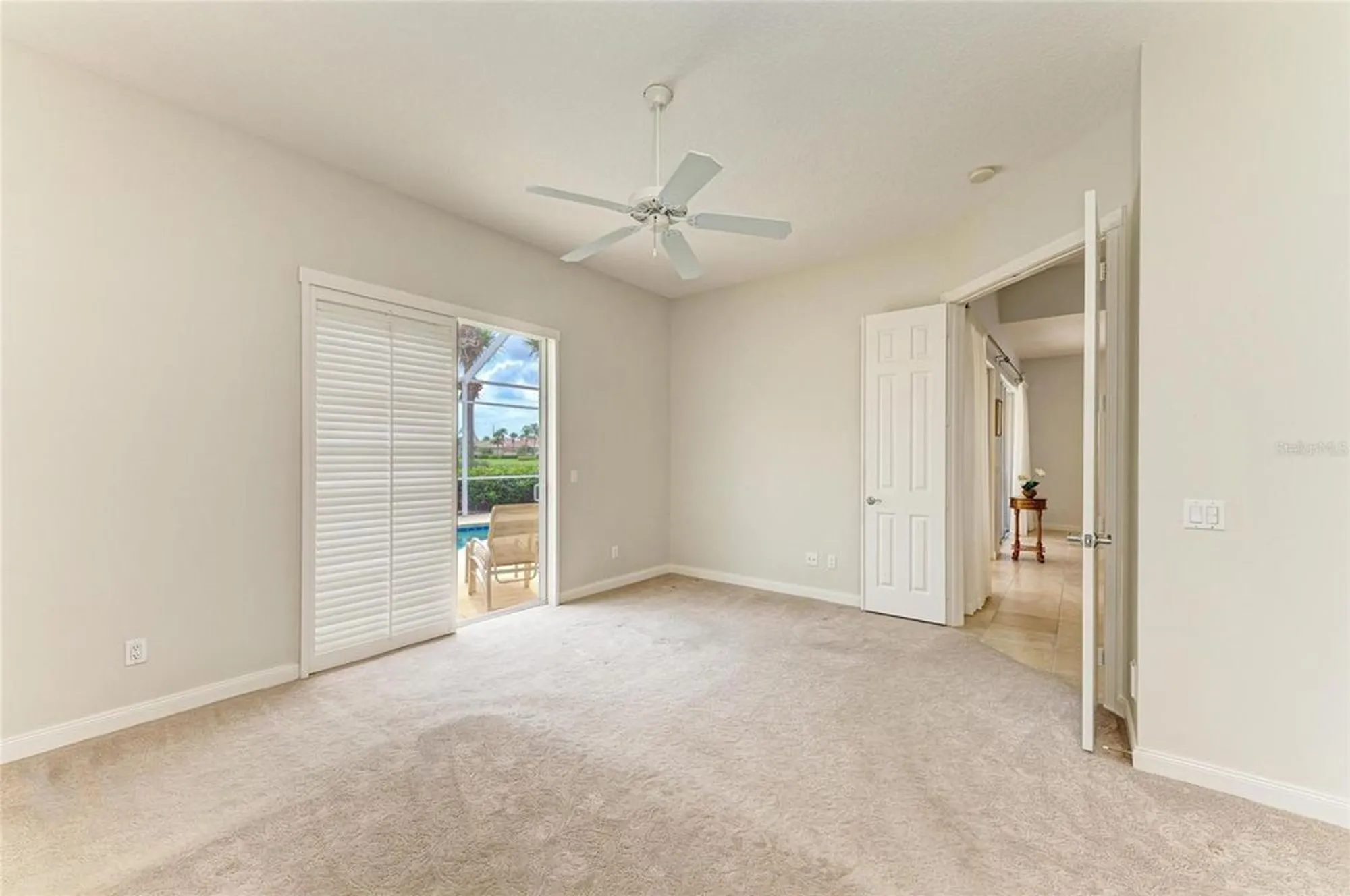 Property Slideshow image 24 of 65 | 5827 benevento dr, Sarasota, FL, 34238