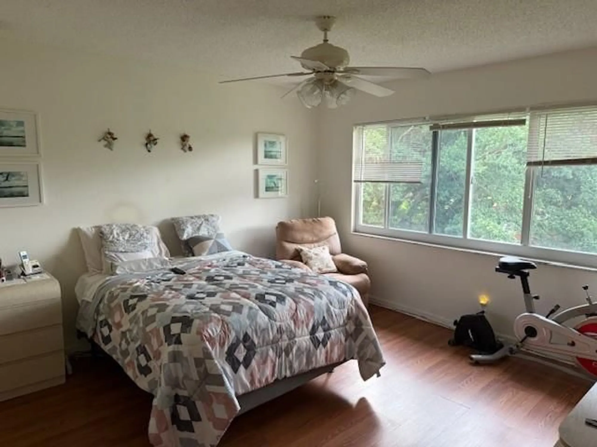 Property Slideshow image 8 of 13 | 8990 s hollybrook blvd apt 302, Pembroke Pines, FL, 33025