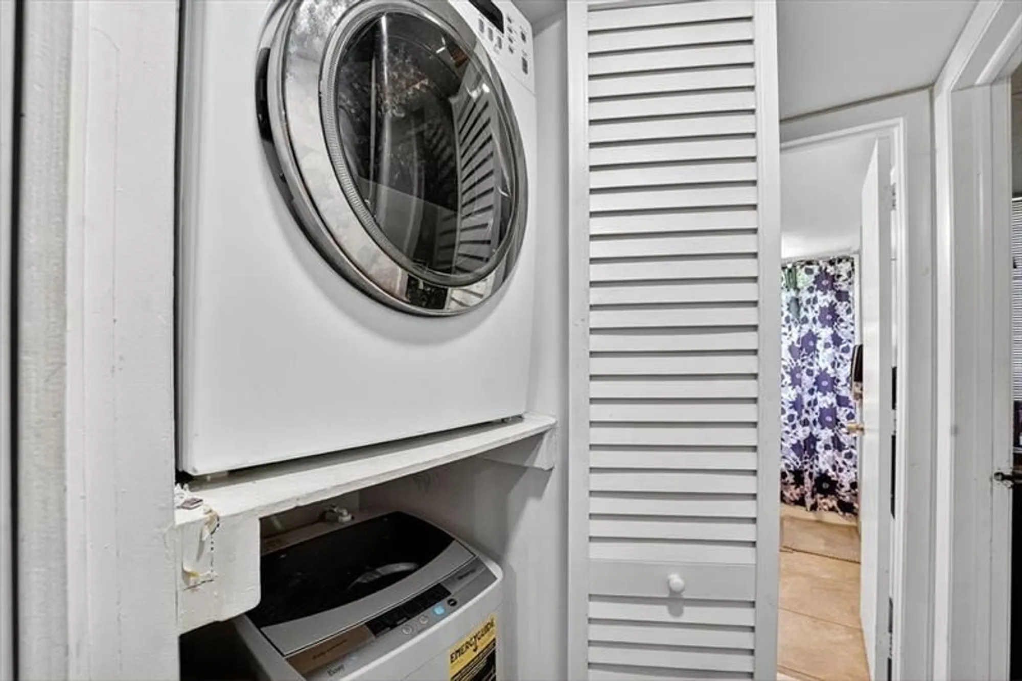 Property Slideshow image 24 of 30 | 7950 w mcnab rd apt 302, Tamarac, FL, 33321