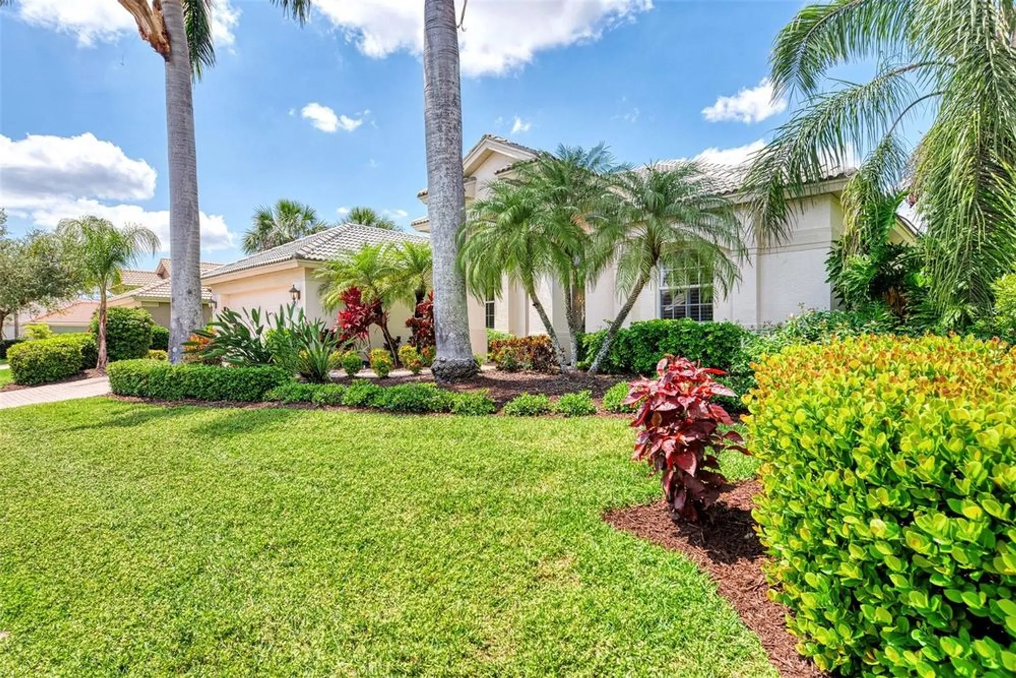 Property Slideshow image 4 of 89 | 13760 long lake ln, Port Charlotte, FL, 33953