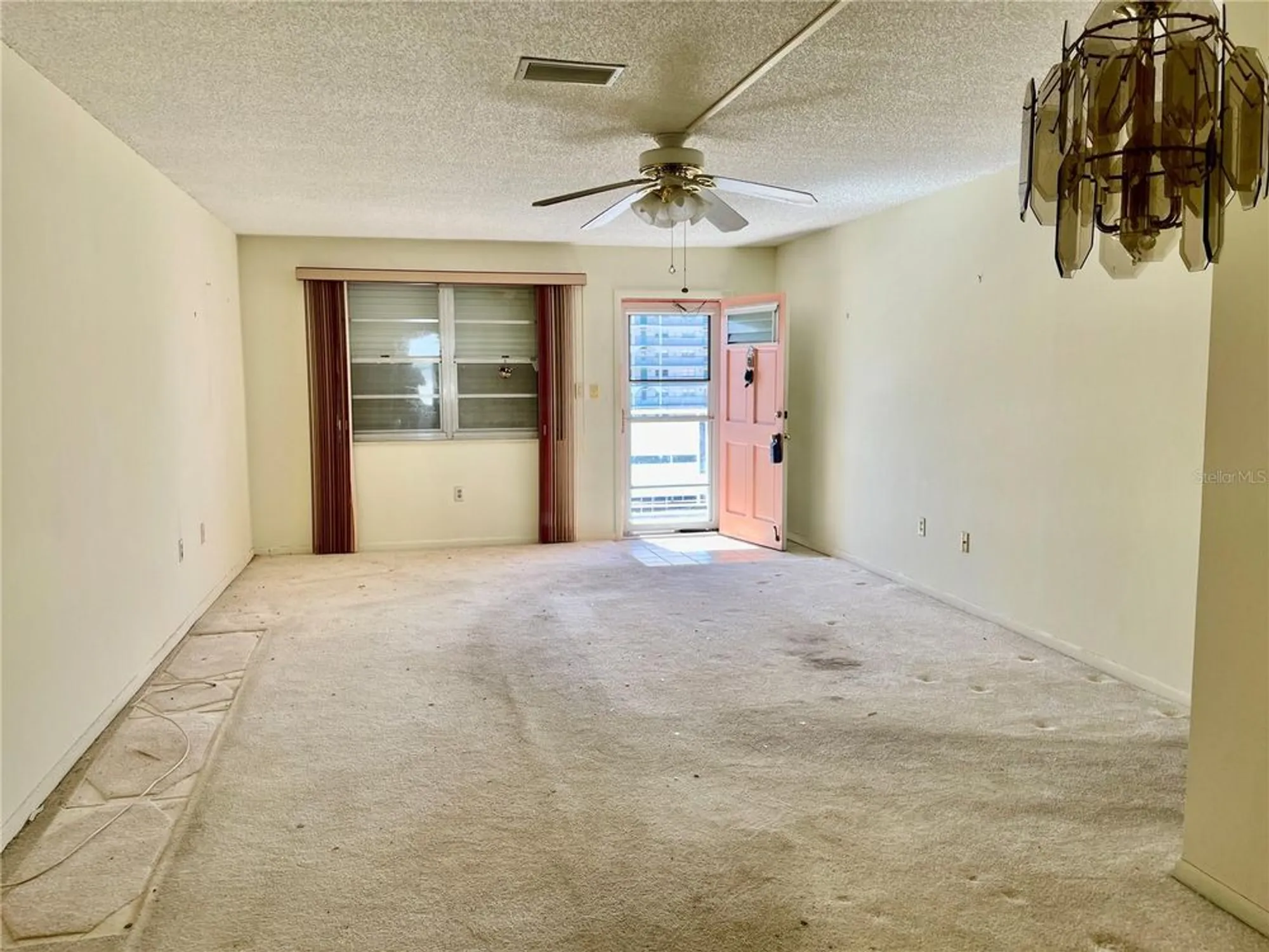 Property Slideshow image 7 of 18 | 6025 shore blvd 509, Gulfport, FL, 33707