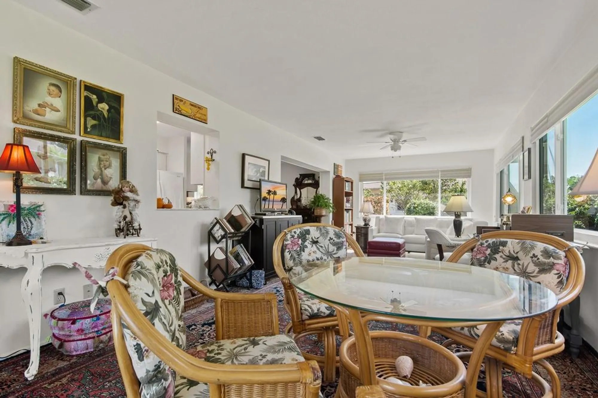 Property Slideshow image 18 of 45 | 1212 timberbrooke dr, Palm Harbor, FL, 34684