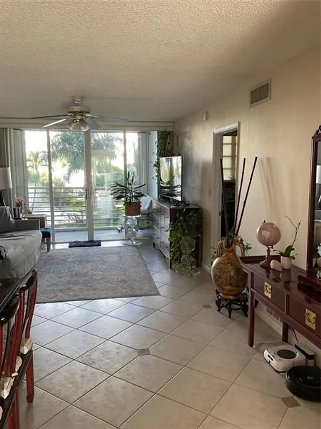 Property Slideshow image 12 of 17 | 2731 ne 14th street cswy apt 307, Pompano Beach, FL, 33062