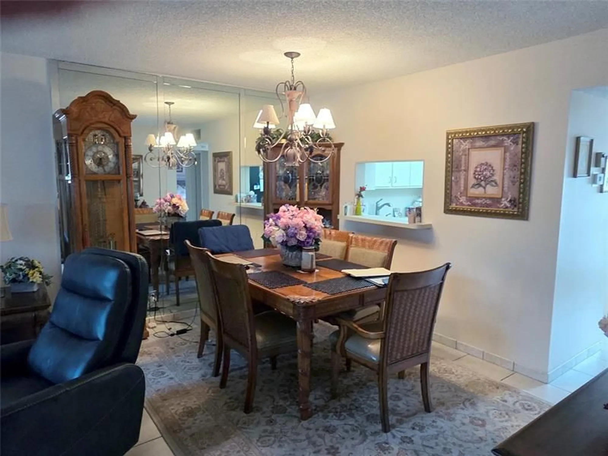 Property Slideshow image 5 of 21 | 6700 royal palm blvd 102d, Margate, FL, 33063