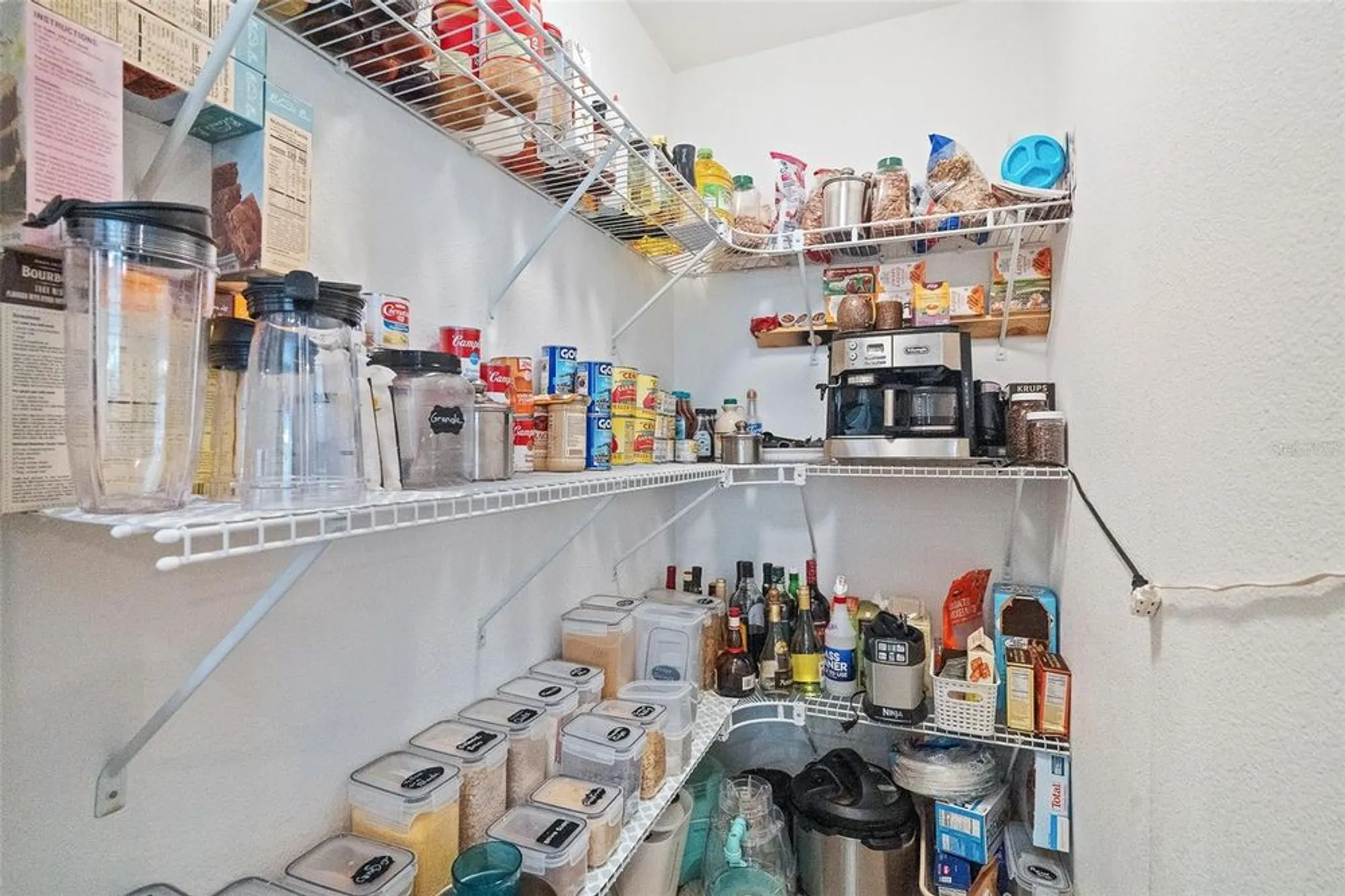 Property Slideshow image 16 of 80 | 1216 hampstead ln, Ormond Beach, FL, 32174