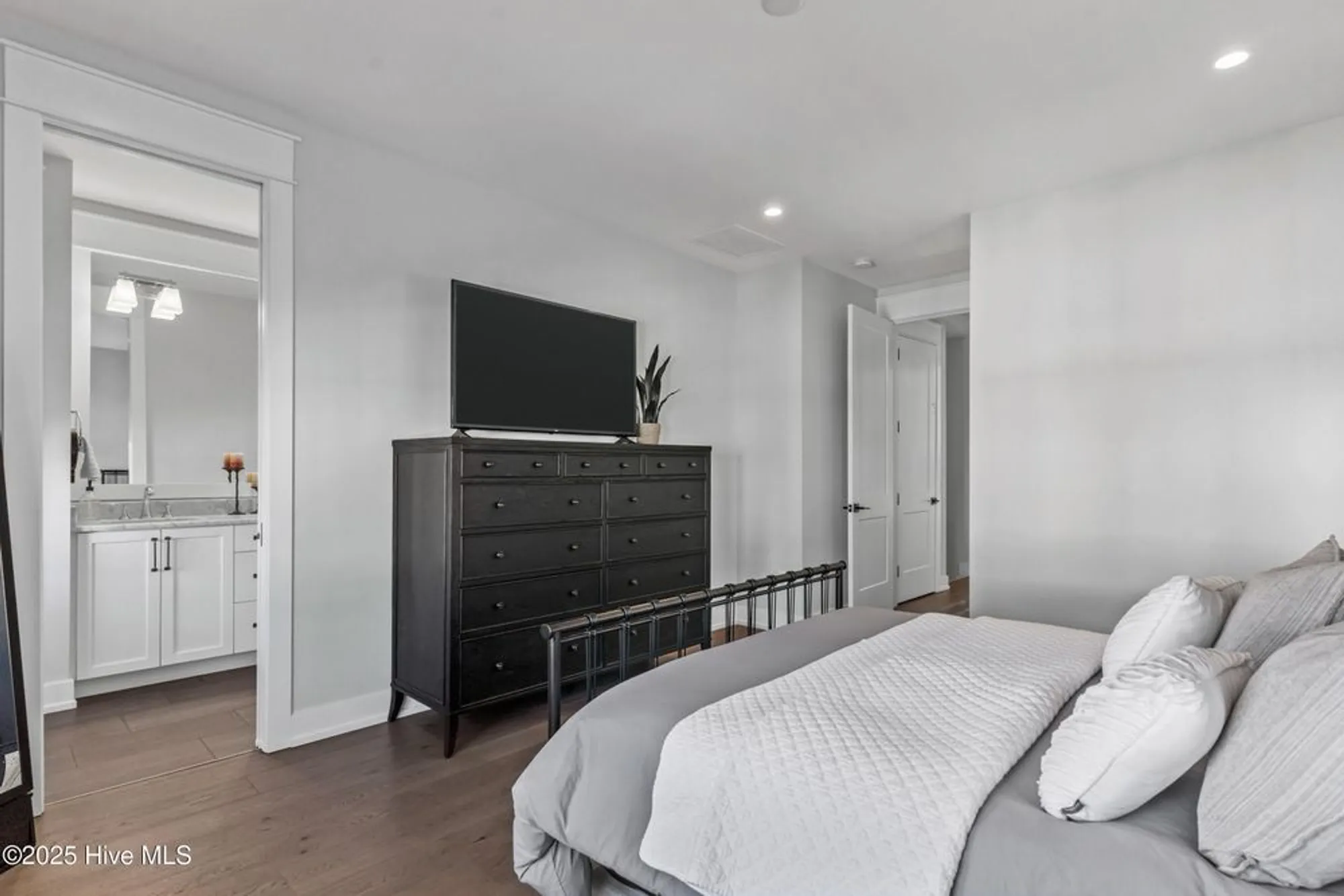 Property Slideshow image 32 of 67 | 160 dugger ln, Wilmington, NC, 28412