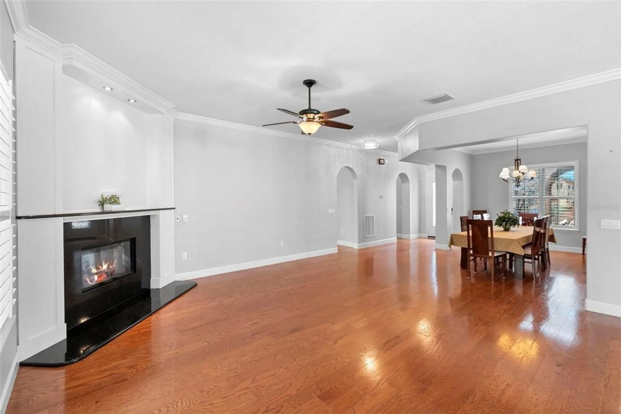 Property Slideshow image 22 of 47 | 1128 heron point way, Deland, FL, 32724