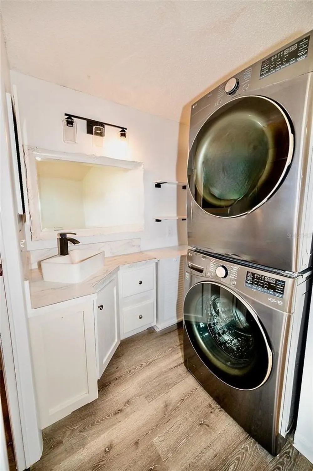 Property Slideshow image 33 of 51 | 24841 pine hl, Leesburg, FL, 34748