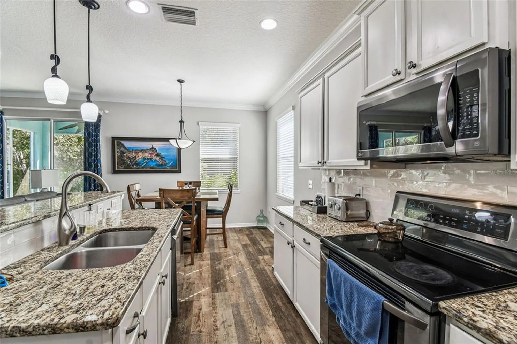 Property Slideshow image 18 of 91 | 11150 paradise point way, New Port Richey, FL, 34654