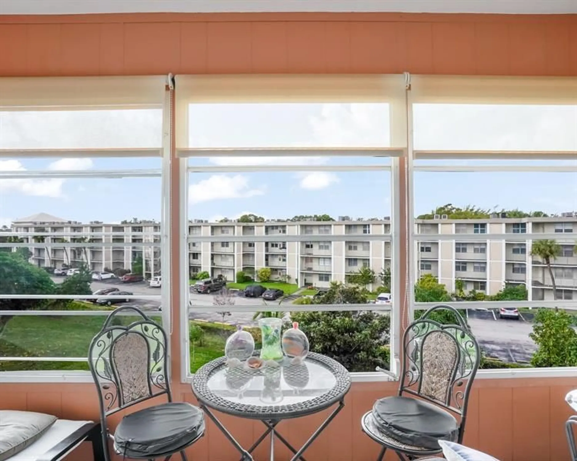 Property Slideshow image 1 of 15 | 2881 nw 47th ter 406, Lauderdale Lakes, FL, 33313