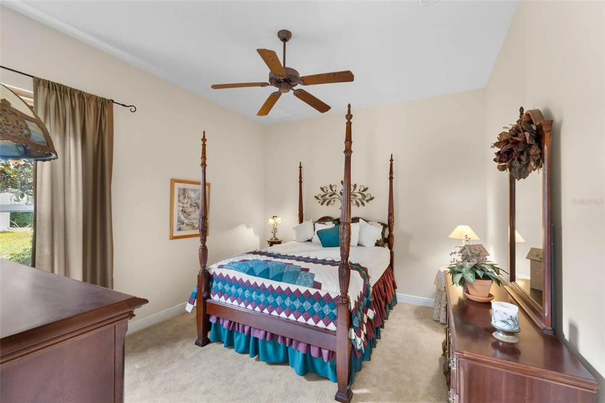 Property Slideshow image 23 of 61 | 8308 mobile cir, Weeki Wachee, FL, 34613