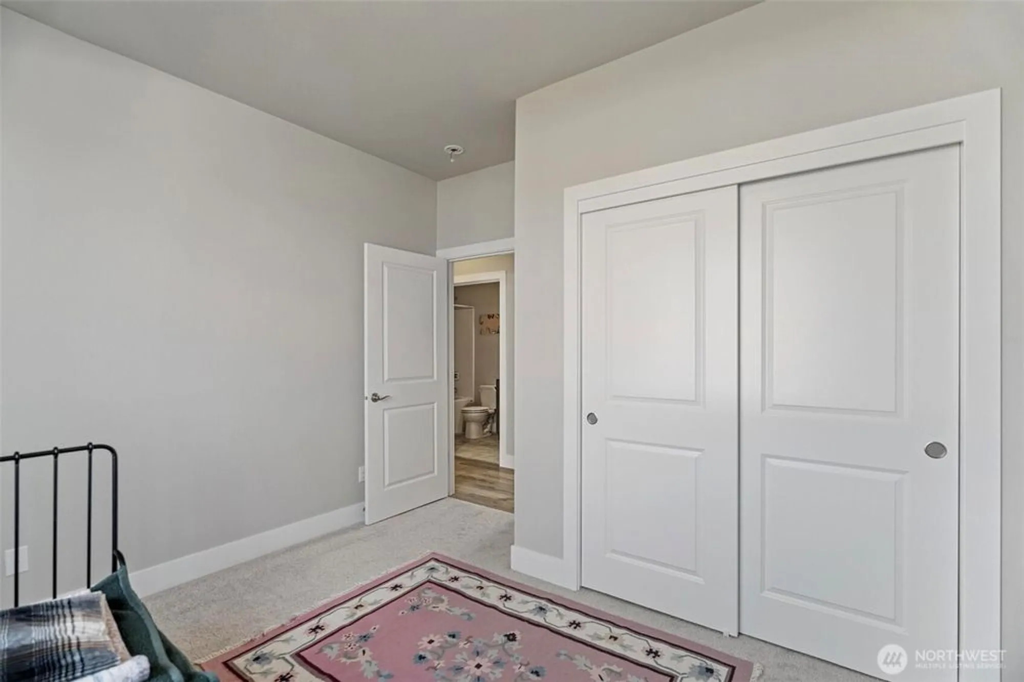 Property Slideshow image 24 of 40 | 112 madrona ln, Orting, WA, 98360