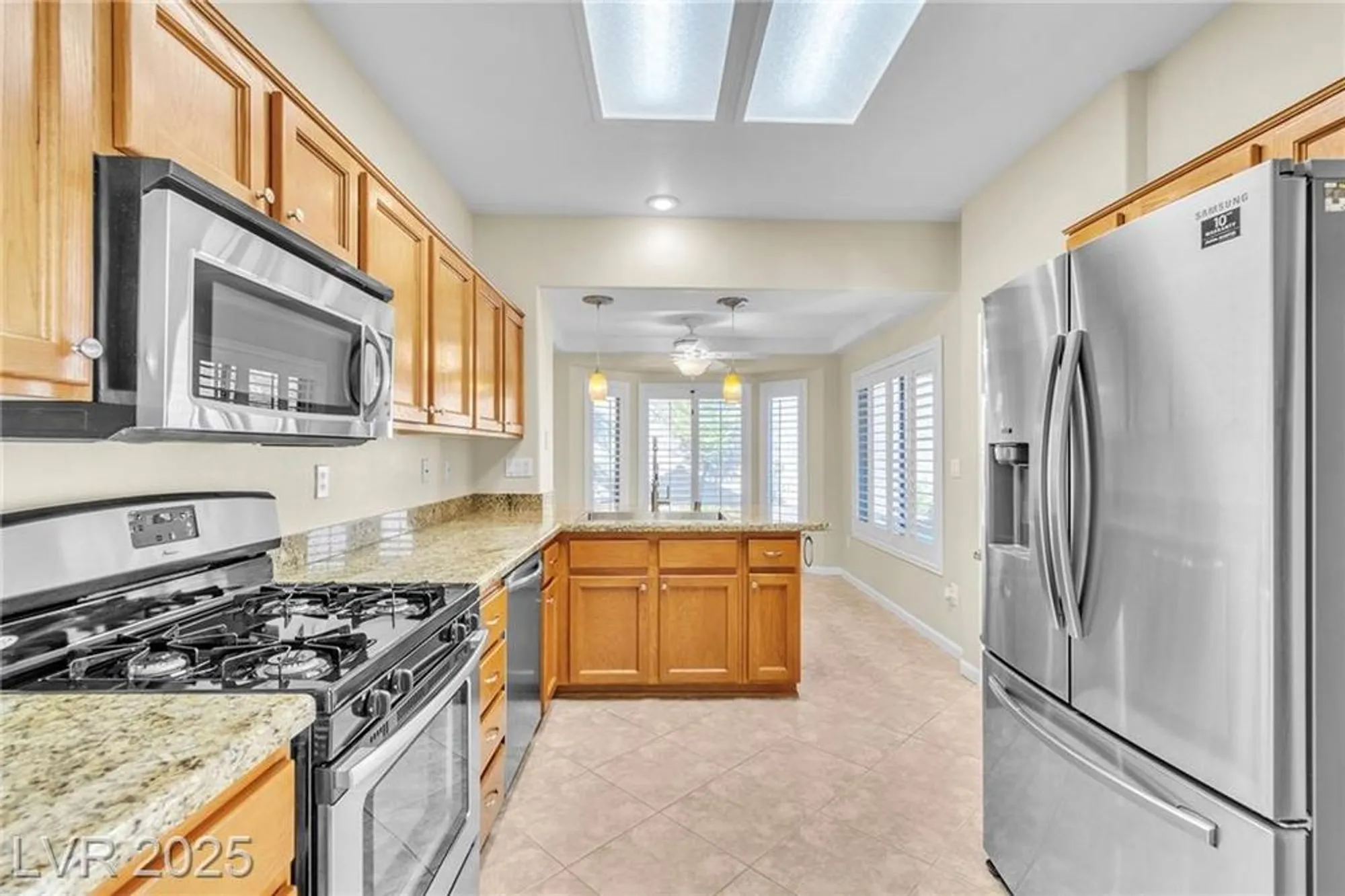 Property Slideshow image 10 of 30 | 10400 georgetown pl, Las Vegas, NV, 89134