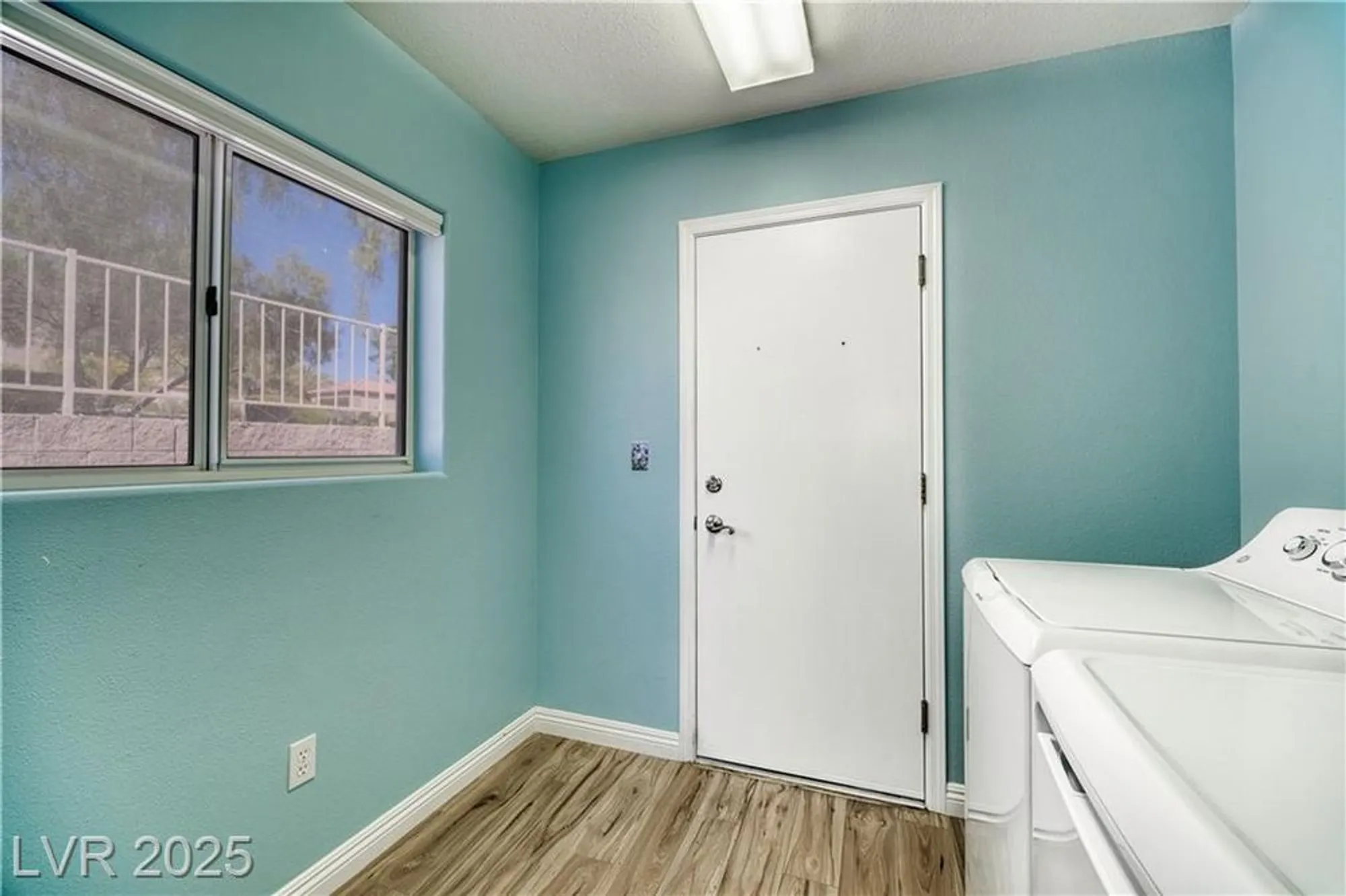 Property Slideshow image 11 of 43 | 11017 clear meadows dr, Las Vegas, NV, 89134