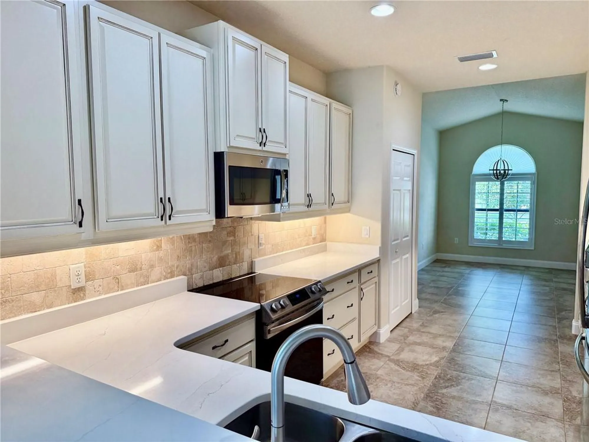 Property Slideshow image 4 of 29 | 3169 connemara dr, Ormond Beach, FL, 32174