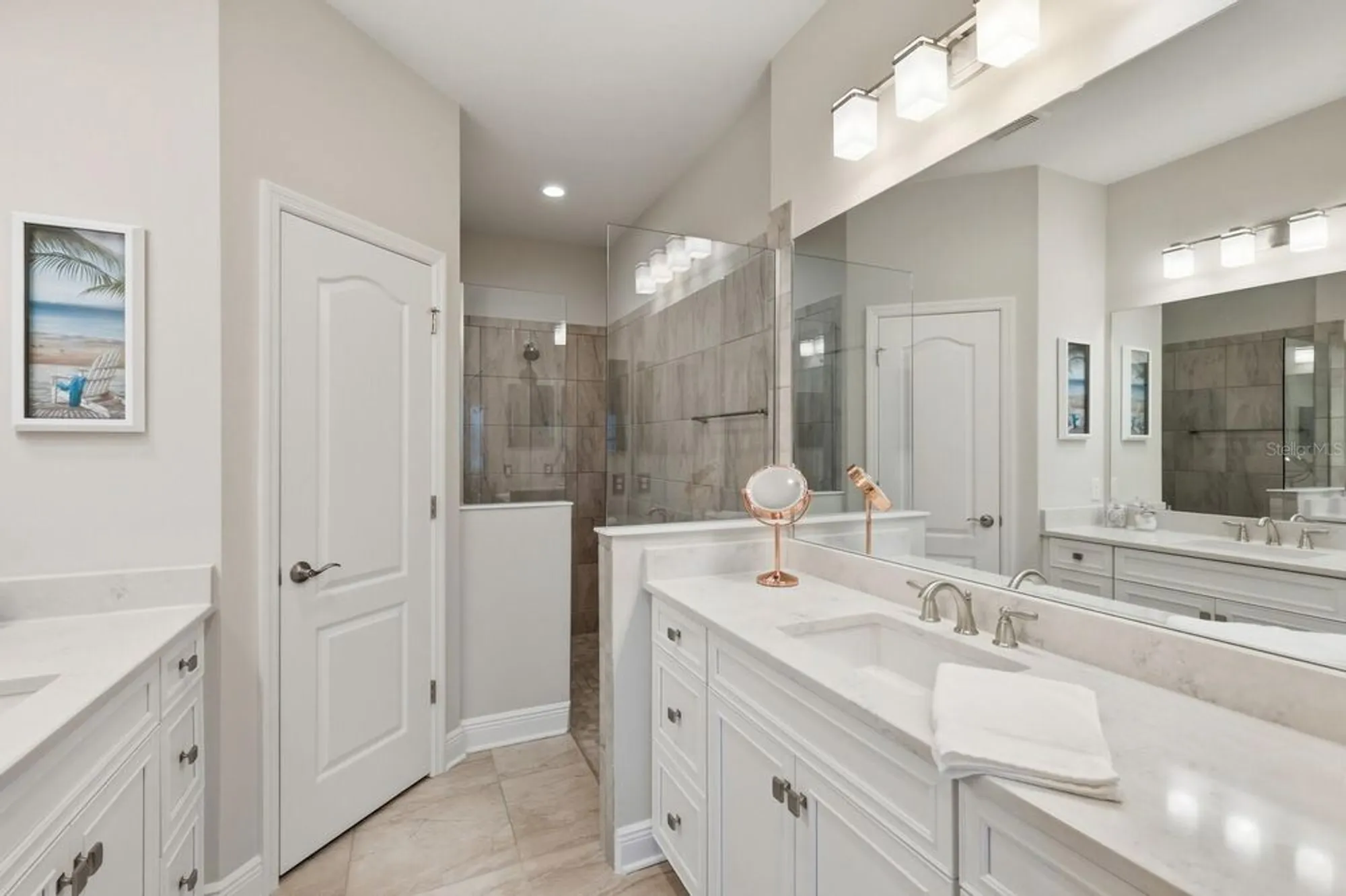 Property Slideshow image 25 of 59 | 2723 sapphire blue ln, Bradenton, FL, 34211