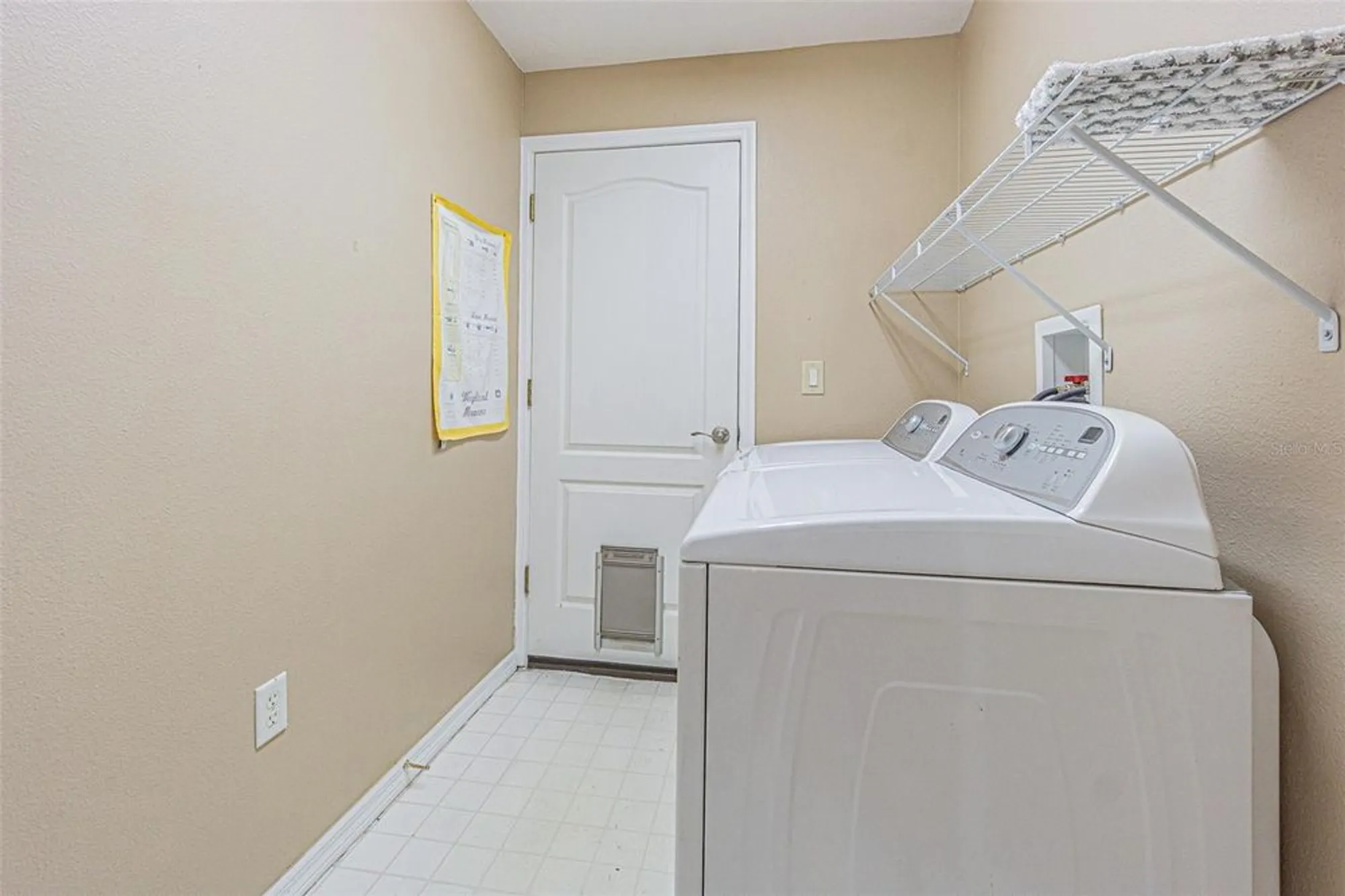 Property Slideshow image 12 of 47 | 10809 collar dr, San Antonio, FL, 33576