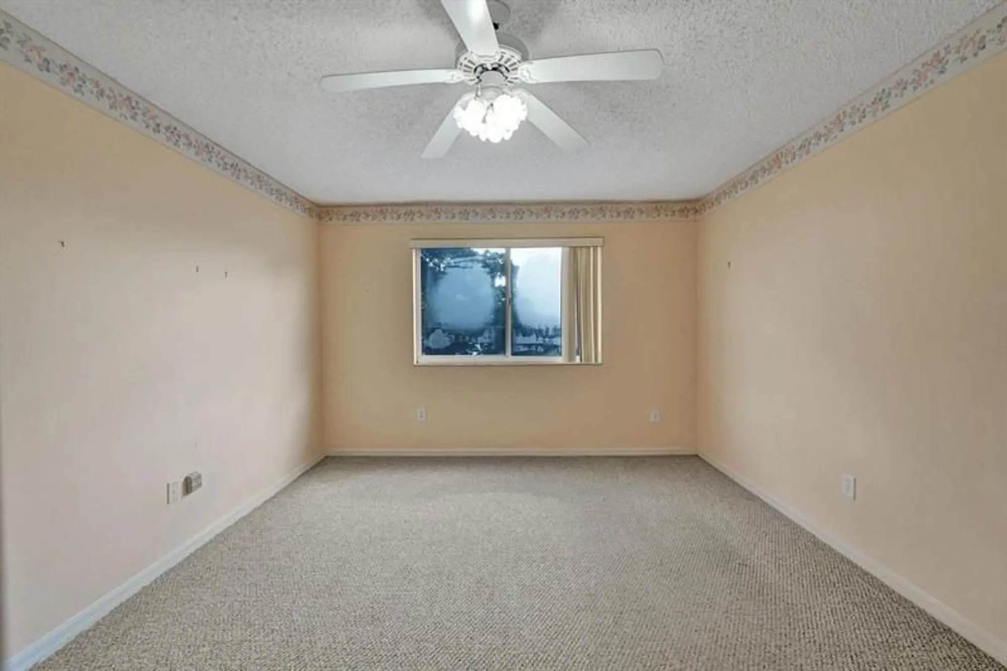 Property Slideshow image 34 of 61 | 9587 weldon cir apt b312, Fort Lauderdale, FL, 33321