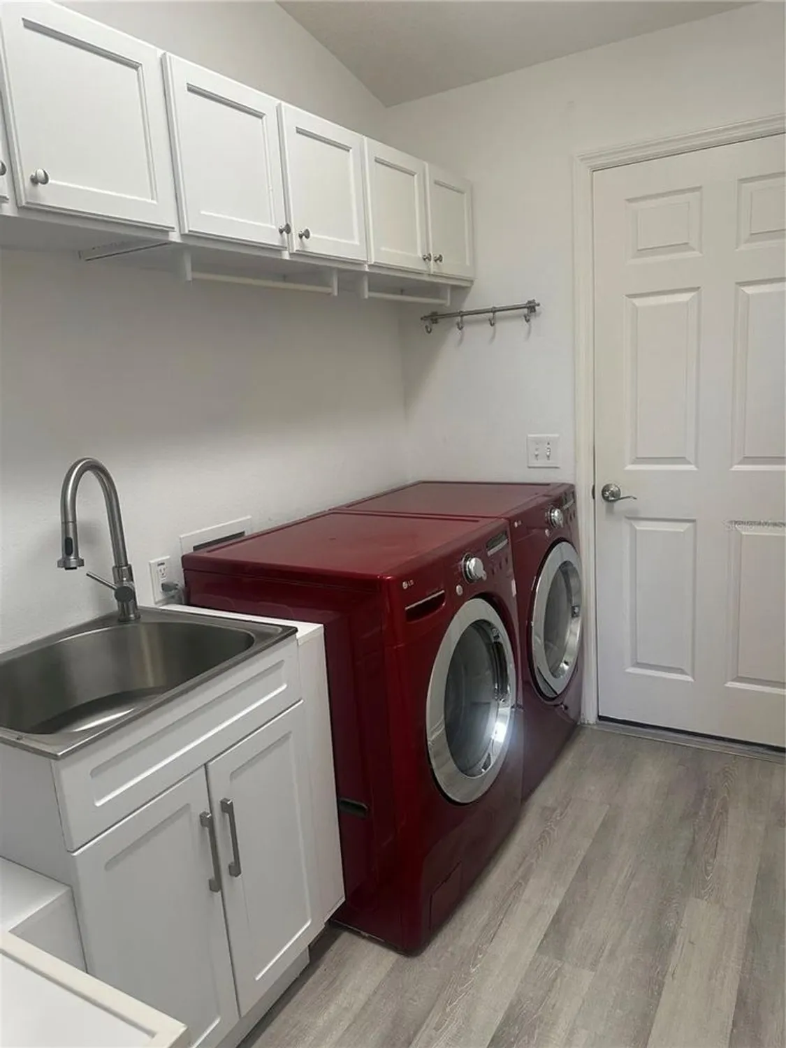 Property Slideshow image 25 of 33 | 2291 montbrook pl, The Villages, FL, 32162