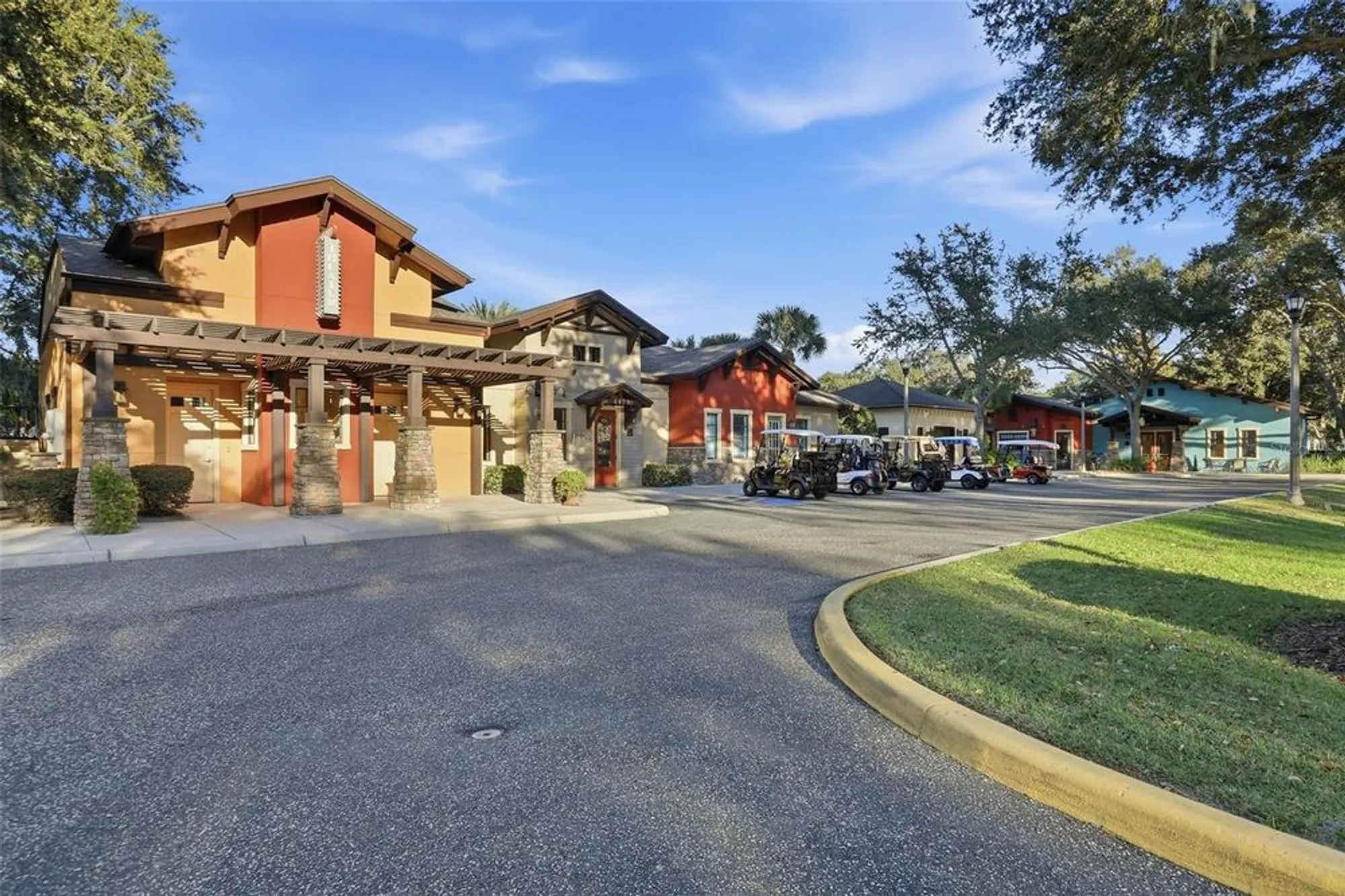 Property Slideshow image 44 of 64 | 27046 roanoke dr, Leesburg, FL, 34748