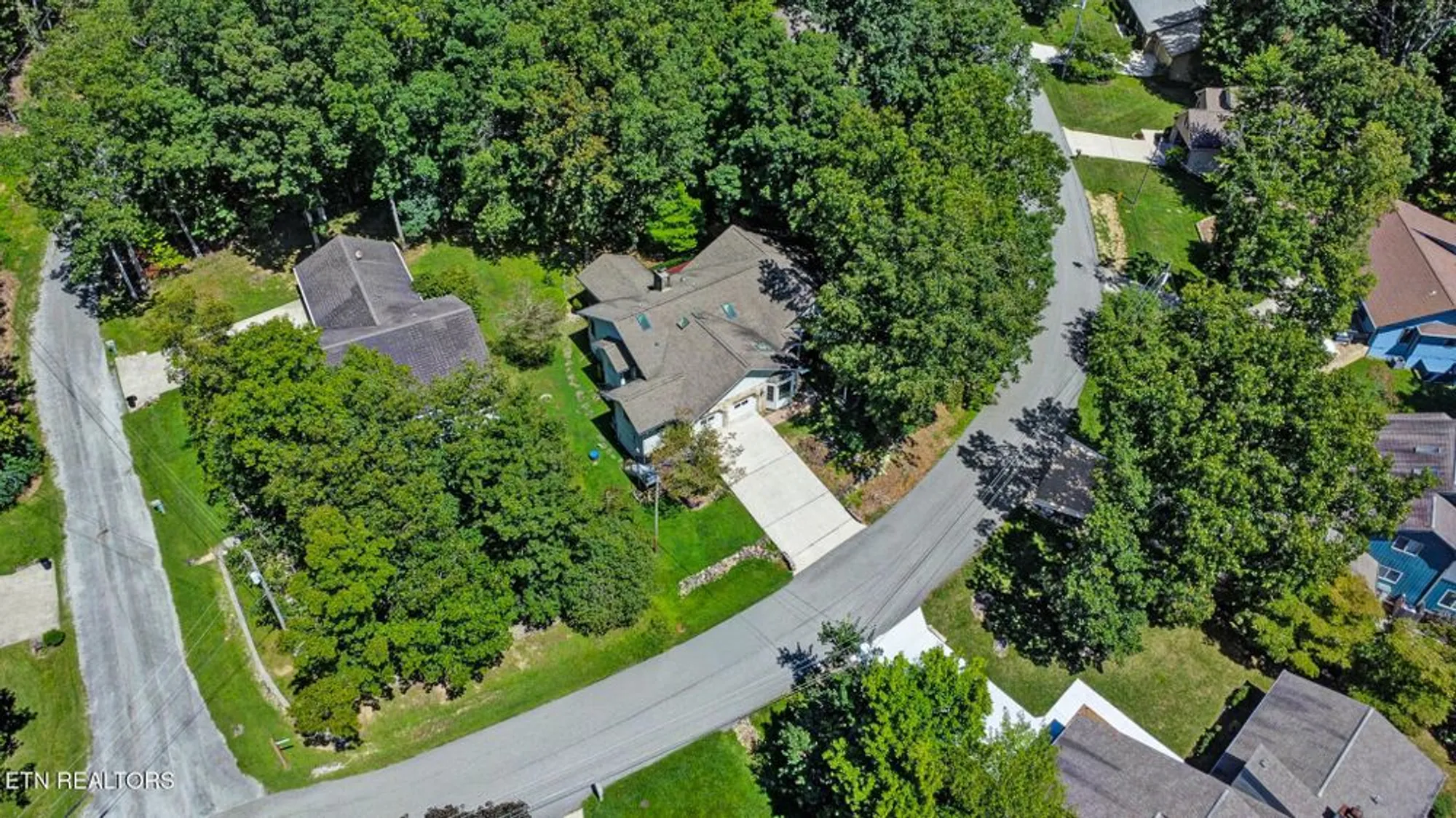 Property Slideshow image 48 of 51 | 143 sugarbush cir, Crossville, TN, 38558