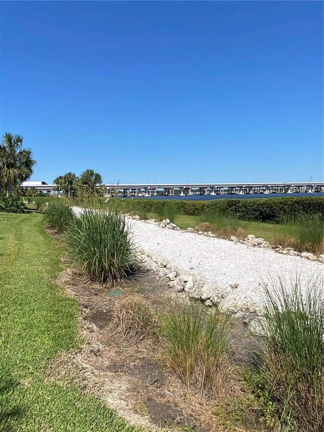 Property Slideshow image 76 of 84 | 1264 riverscape st b, Bradenton, FL, 34208