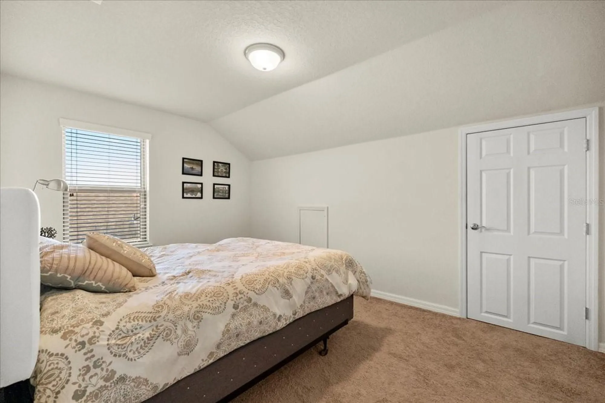 Property Slideshow image 18 of 50 | 540 pamplona pl, Davenport, FL, 33837