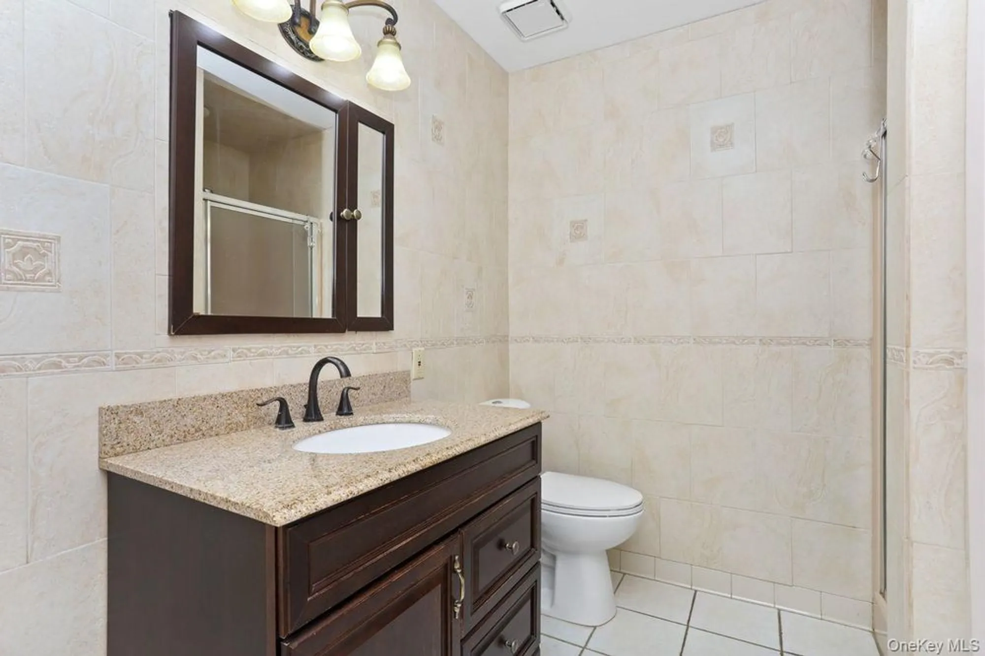 Property Slideshow image 21 of 35 | 141 flintlock way b, Yorktown Heights, NY, 10598