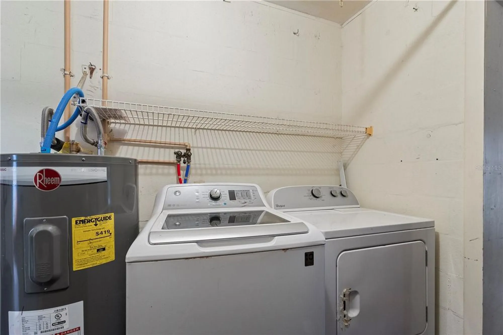 Property Slideshow image 14 of 34 | 409 feltham trl b, Sun City Center, FL, 33573