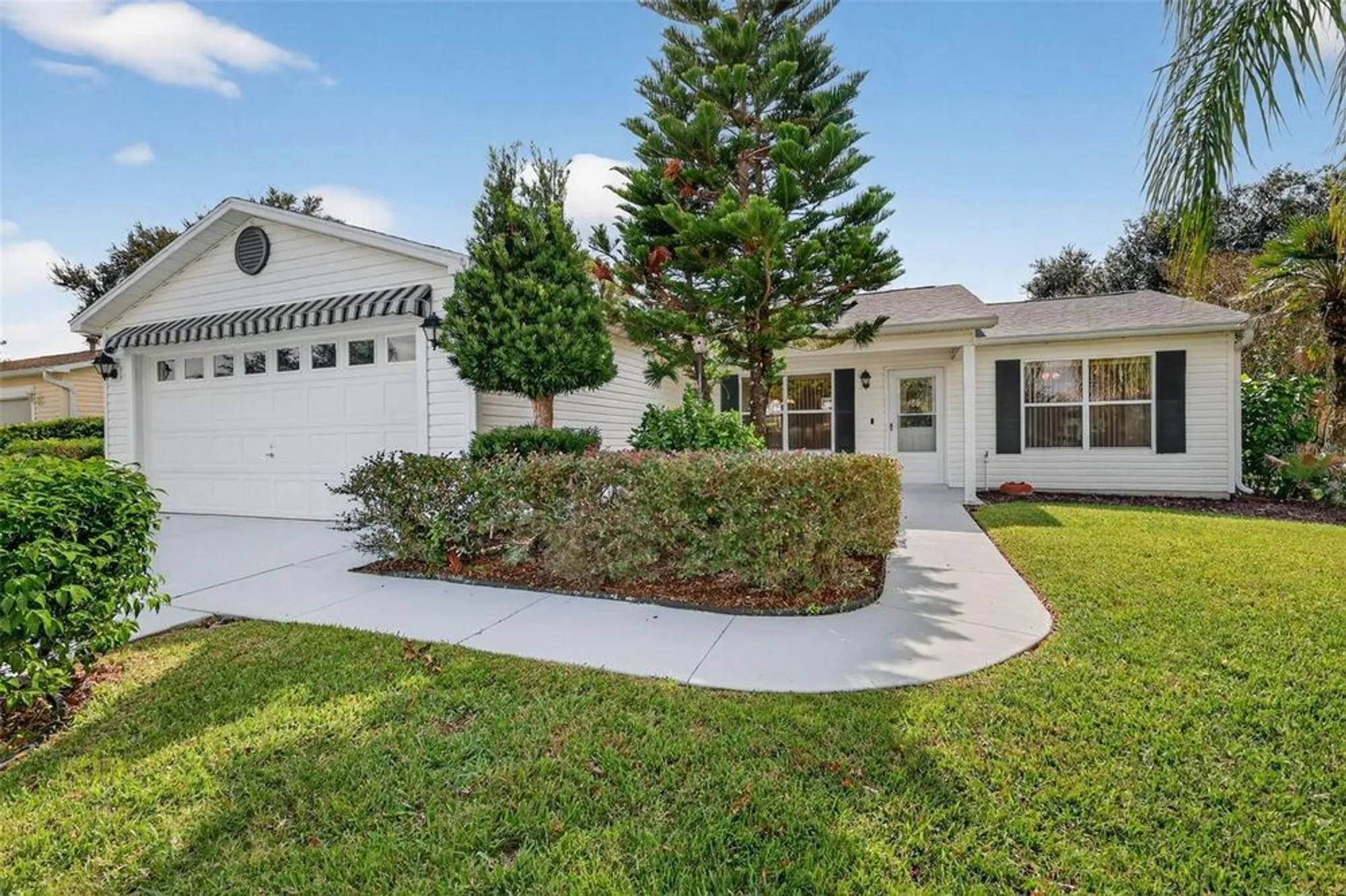 Property Slideshow image 4 of 32 | 1201 de la fuente ct, The Villages, FL, 32162