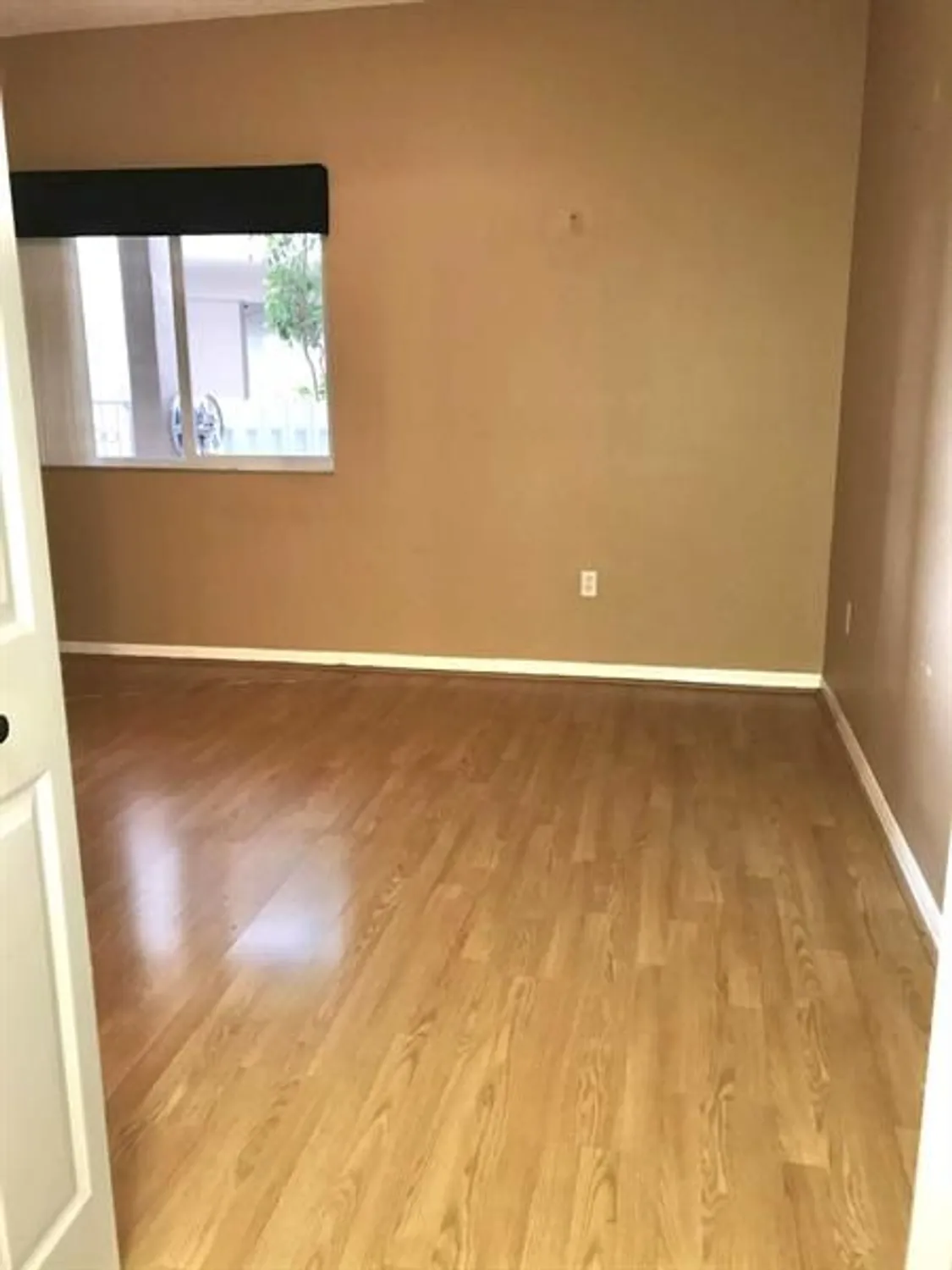 Property Slideshow image 19 of 45 | 7647 southampton ter 110, Tamarac, FL, 33321