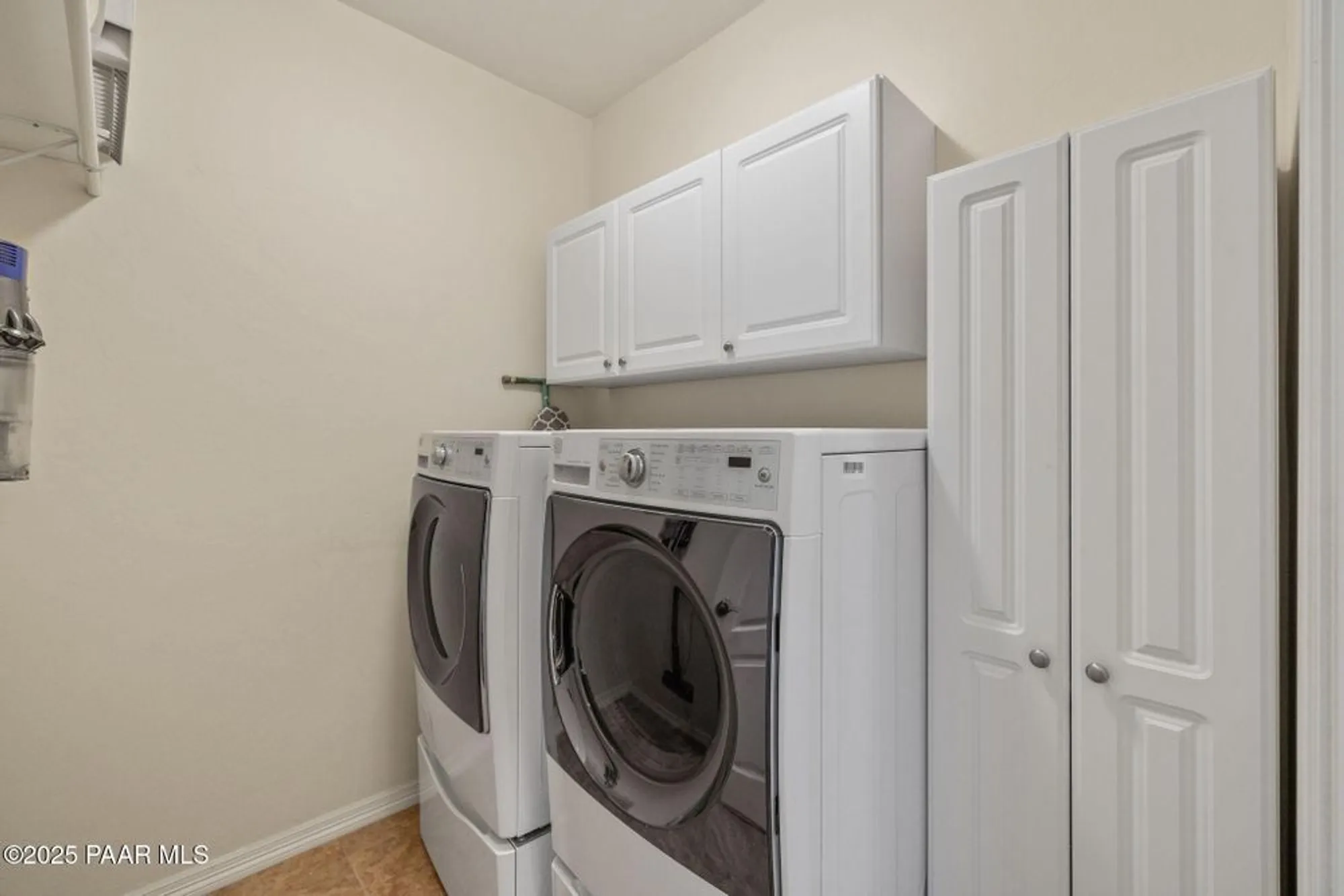 Property Slideshow image 27 of 38 | 4709 sharp shooter way, Prescott, AZ, 86301