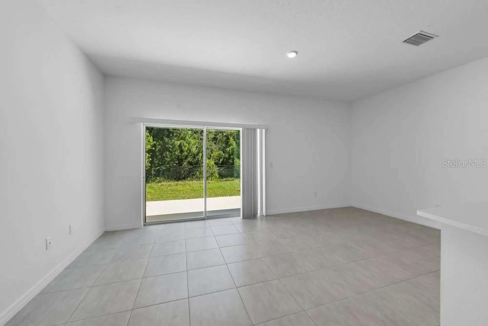 Property Slideshow image 8 of 40 | 15148 cuzcorro ct, Nokomis, FL, 34275