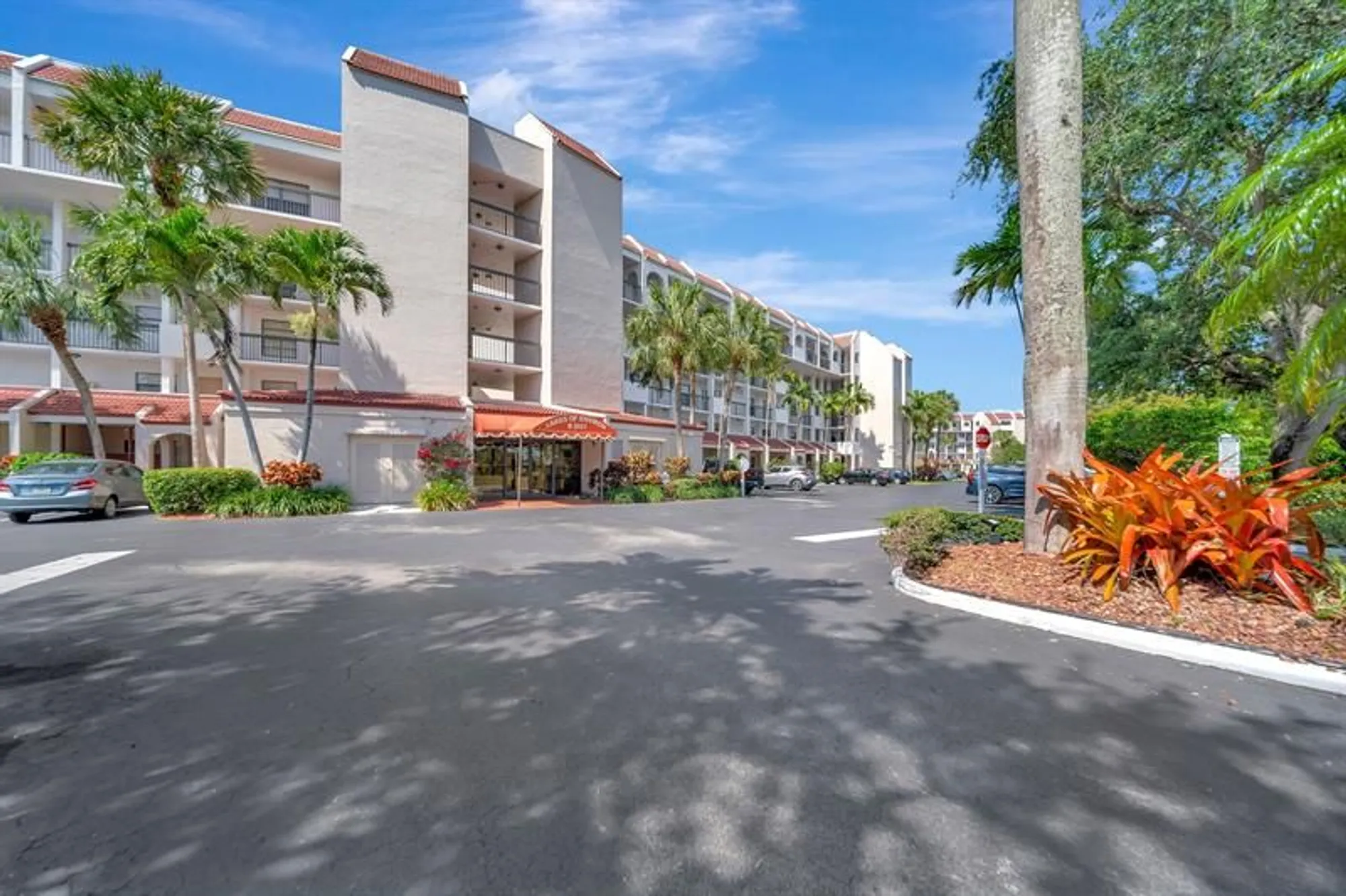 Property Slideshow image 54 of 61 | 3521 environ blvd b501, Lauderhill, FL, 33319