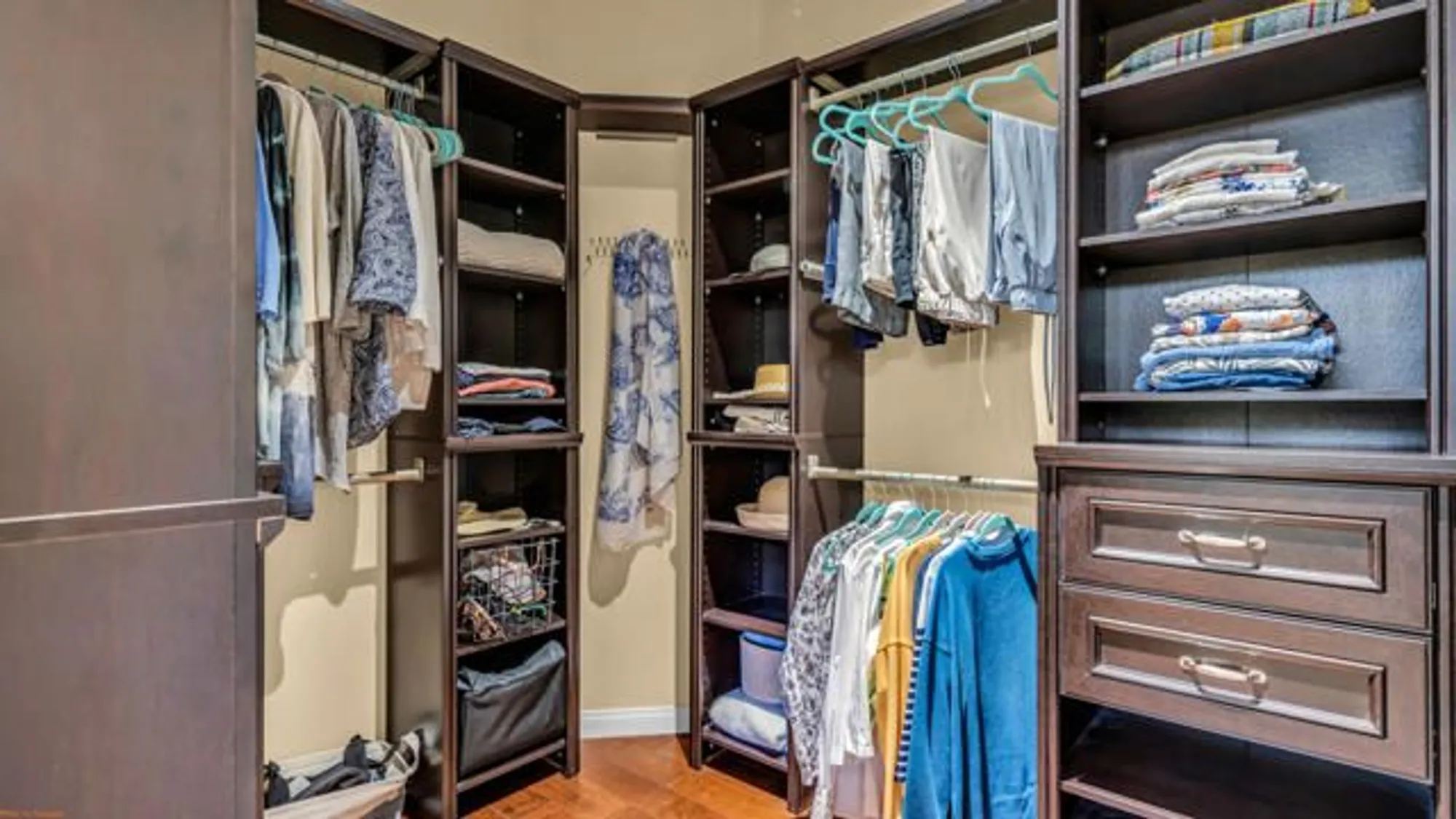 Property Slideshow image 19 of 47 | 78643 palm tree ave, Palm Desert, CA, 92211