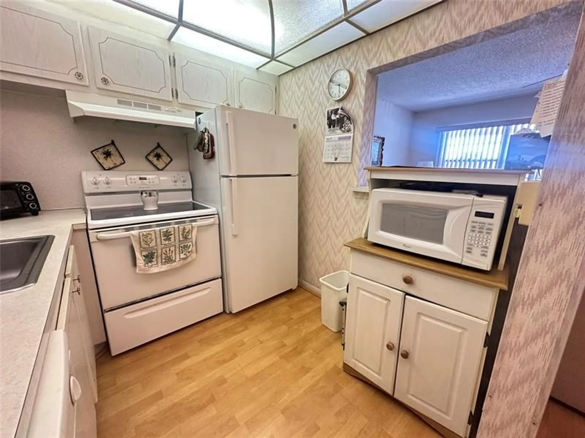 Property Slideshow image 11 of 53 | 263 farnham k # 263, Deerfield Beach, FL, 33442