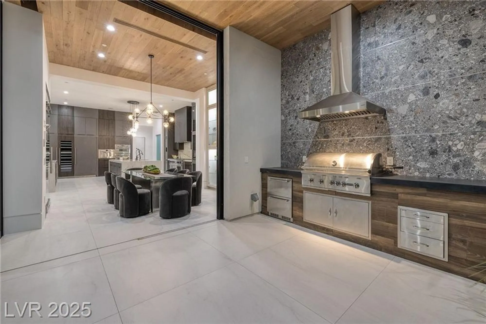 Property Slideshow image 9 of 66 | 12 rainbow point pl, Henderson, NV, 89011