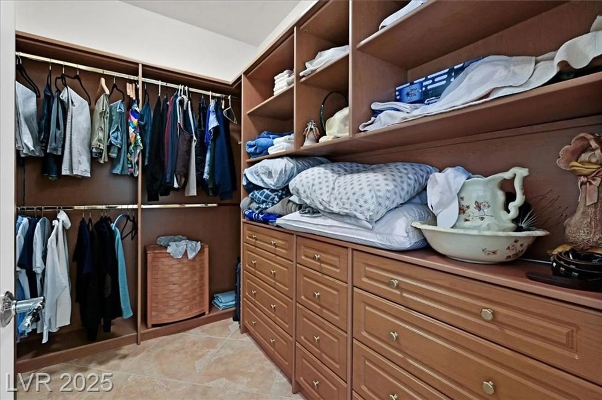 Property Slideshow image 20 of 48 | 2236 river grove dr, Henderson, NV, 89044