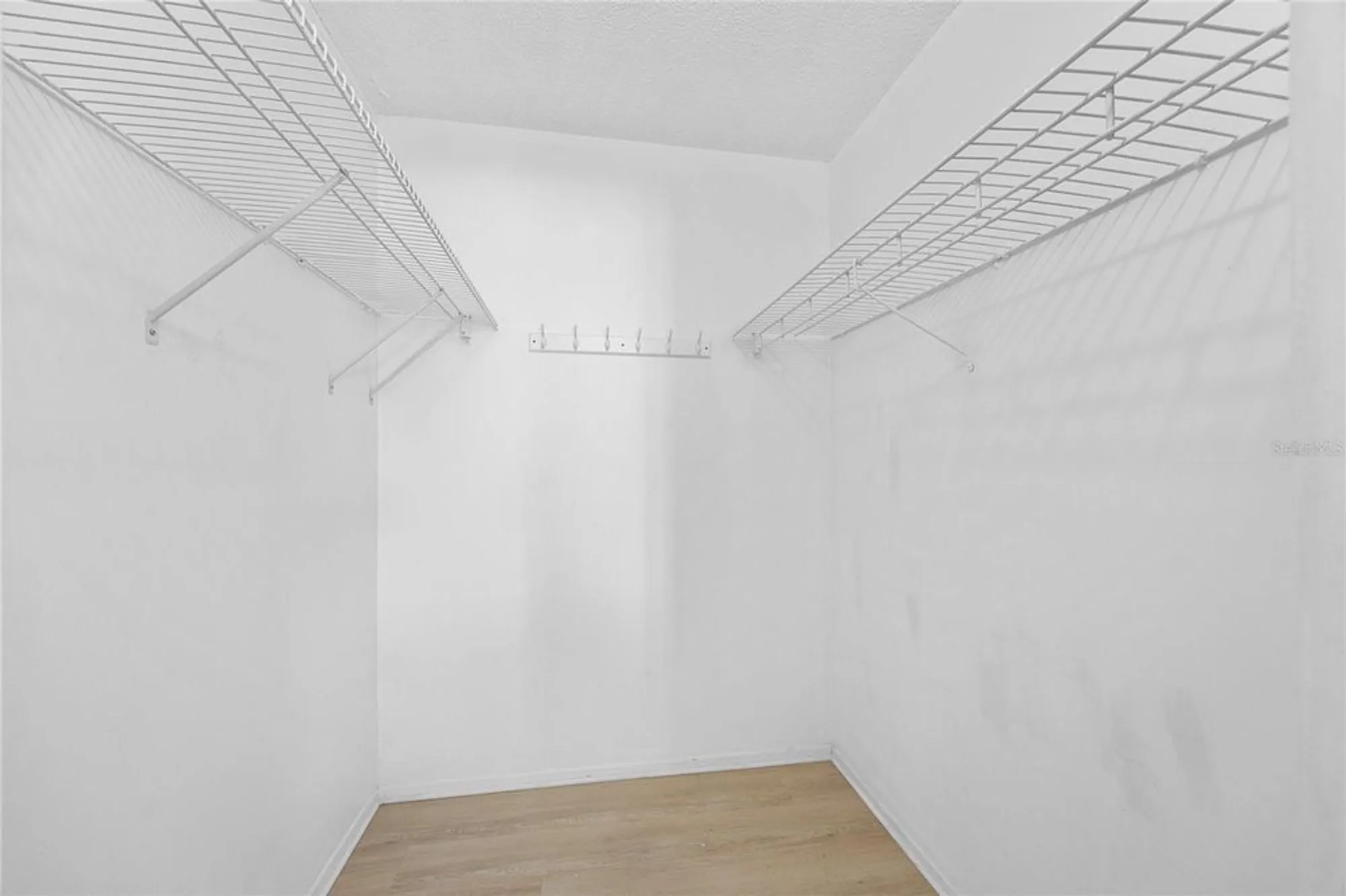 Property Slideshow image 25 of 39 | 4775 cove cir apt 203, St Petersburg, FL, 33708