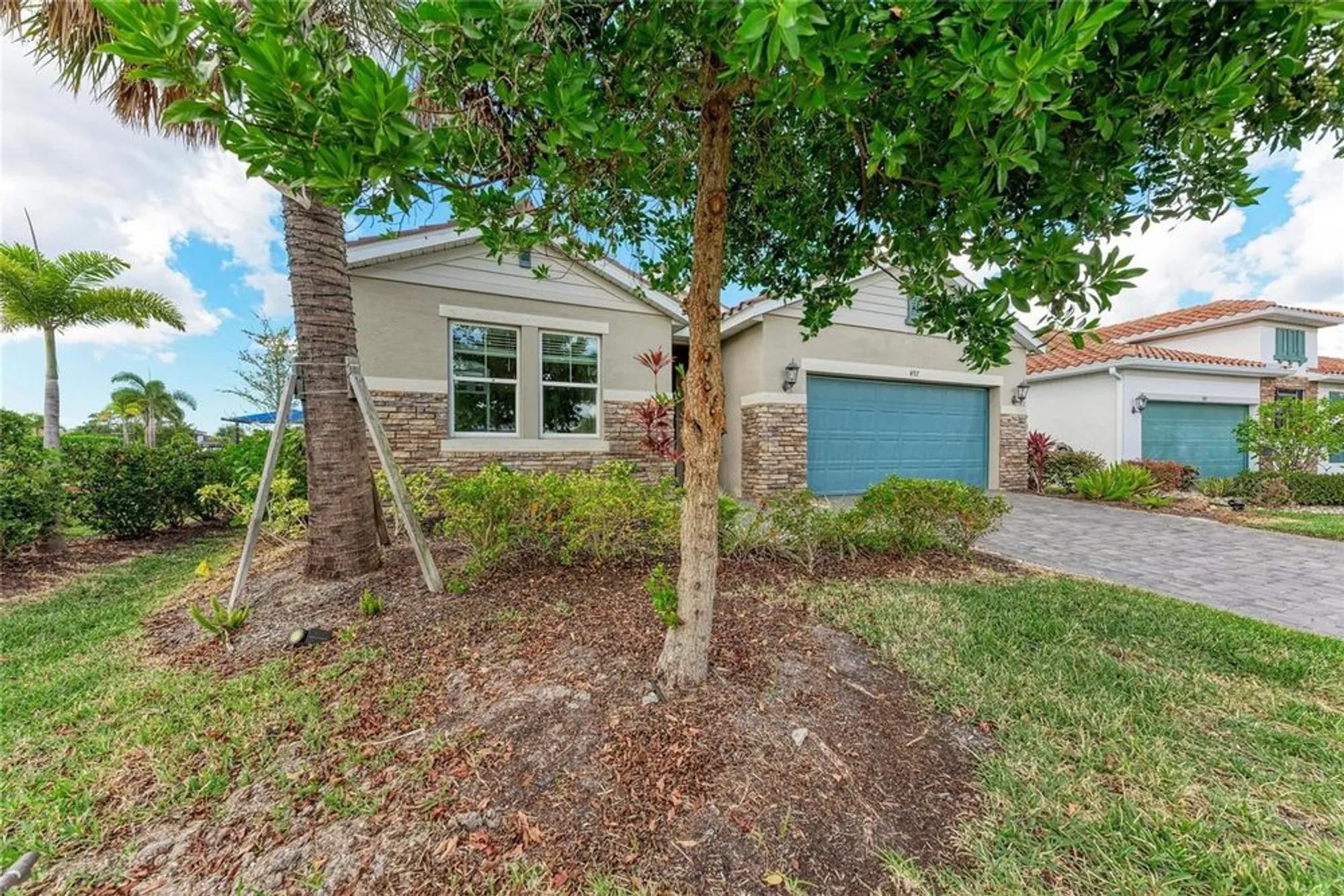 Property Slideshow image 5 of 62 | 497 firebush dr, Nokomis, FL, 34275