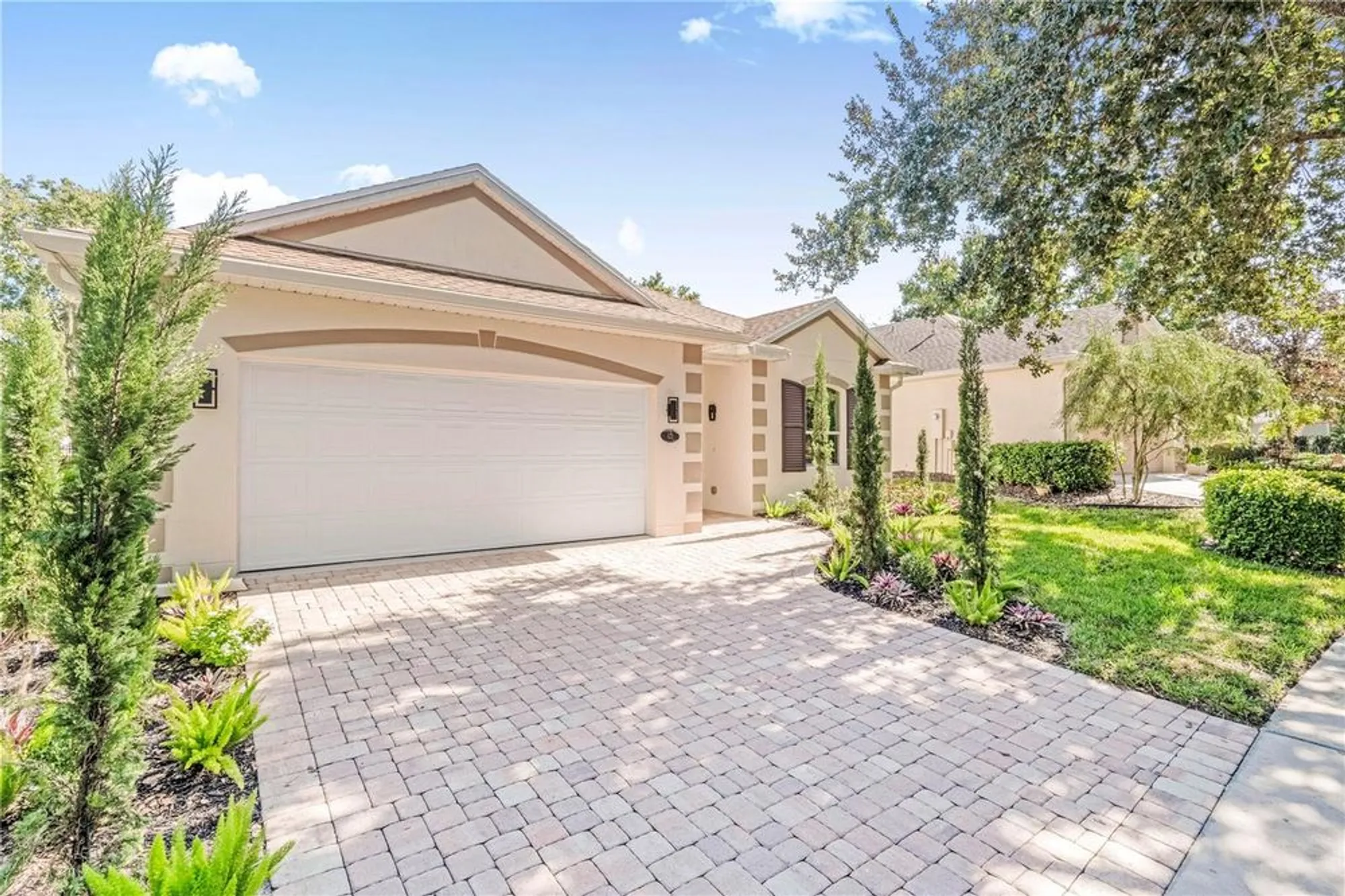 Property Slideshow image 4 of 33 | 123 avenham dr, Deland, FL, 32724