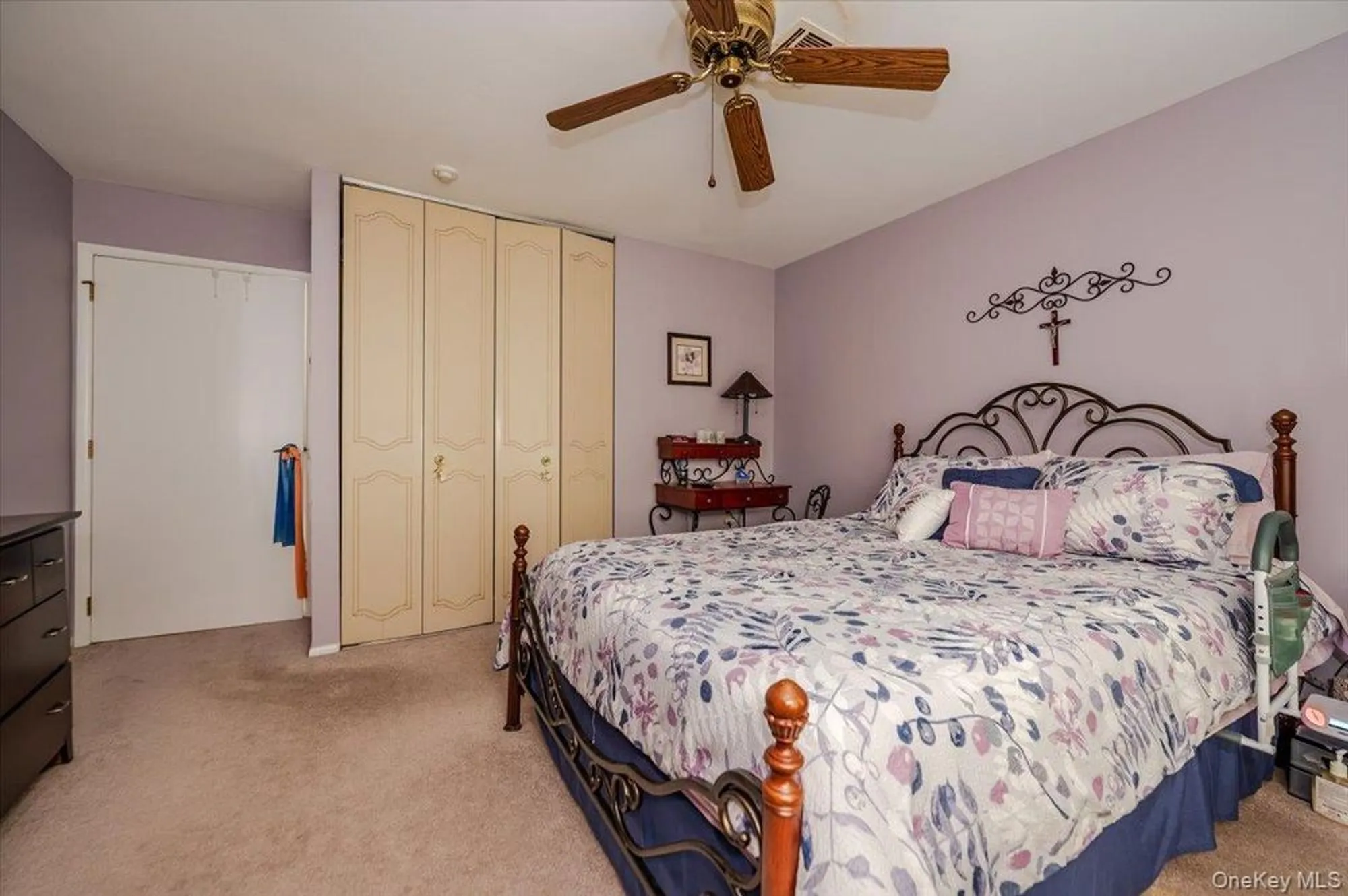 Property Slideshow image 12 of 23 | 48 trent ct b, Ridge, NY, 11961