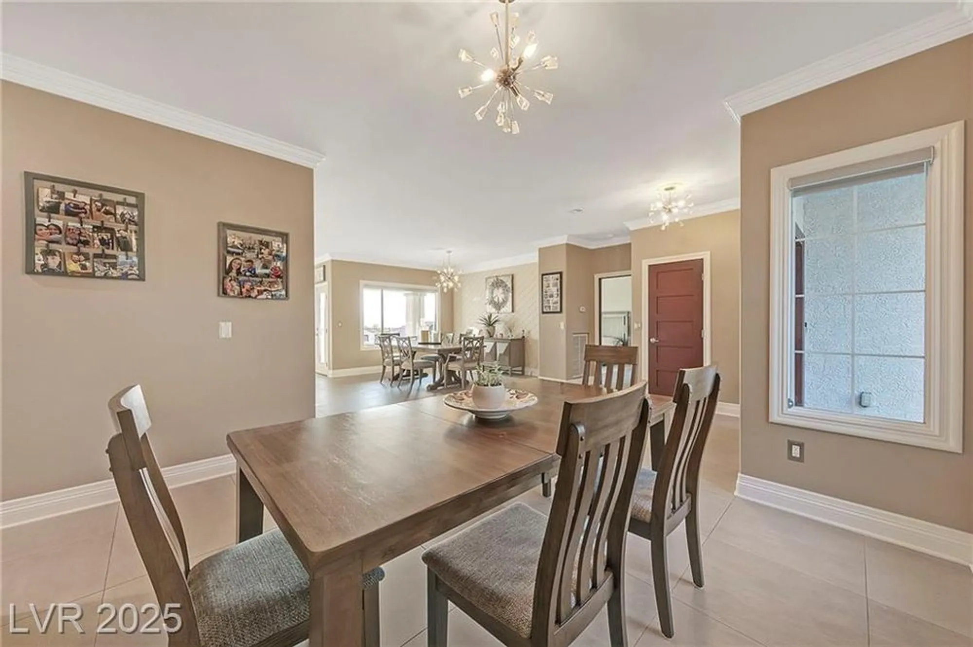 Property Slideshow image 38 of 56 | 1999 oliver springs st, Henderson, NV, 89052