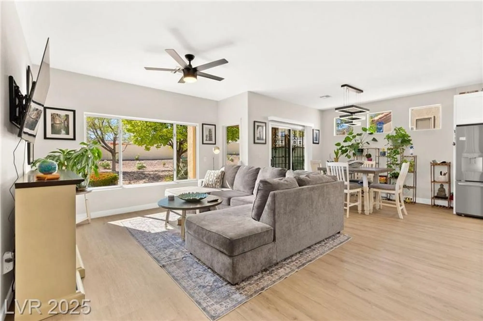 Property Slideshow image 10 of 36 | 11025 mission lakes ave, Las Vegas, NV, 89134