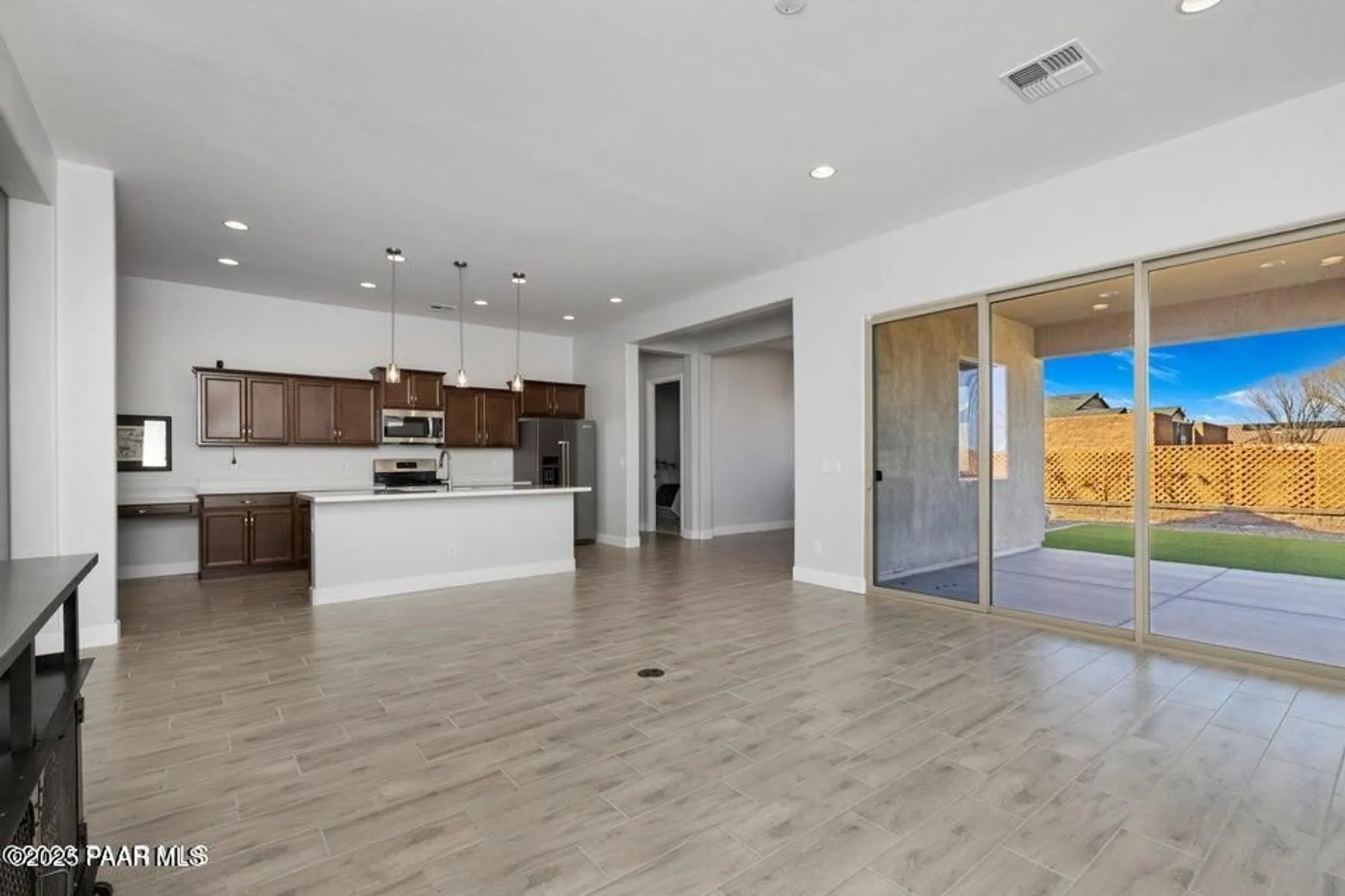 Property Slideshow image 10 of 19 | 7942 e carbon ct # 20-a, Prescott Valley, AZ, 86315