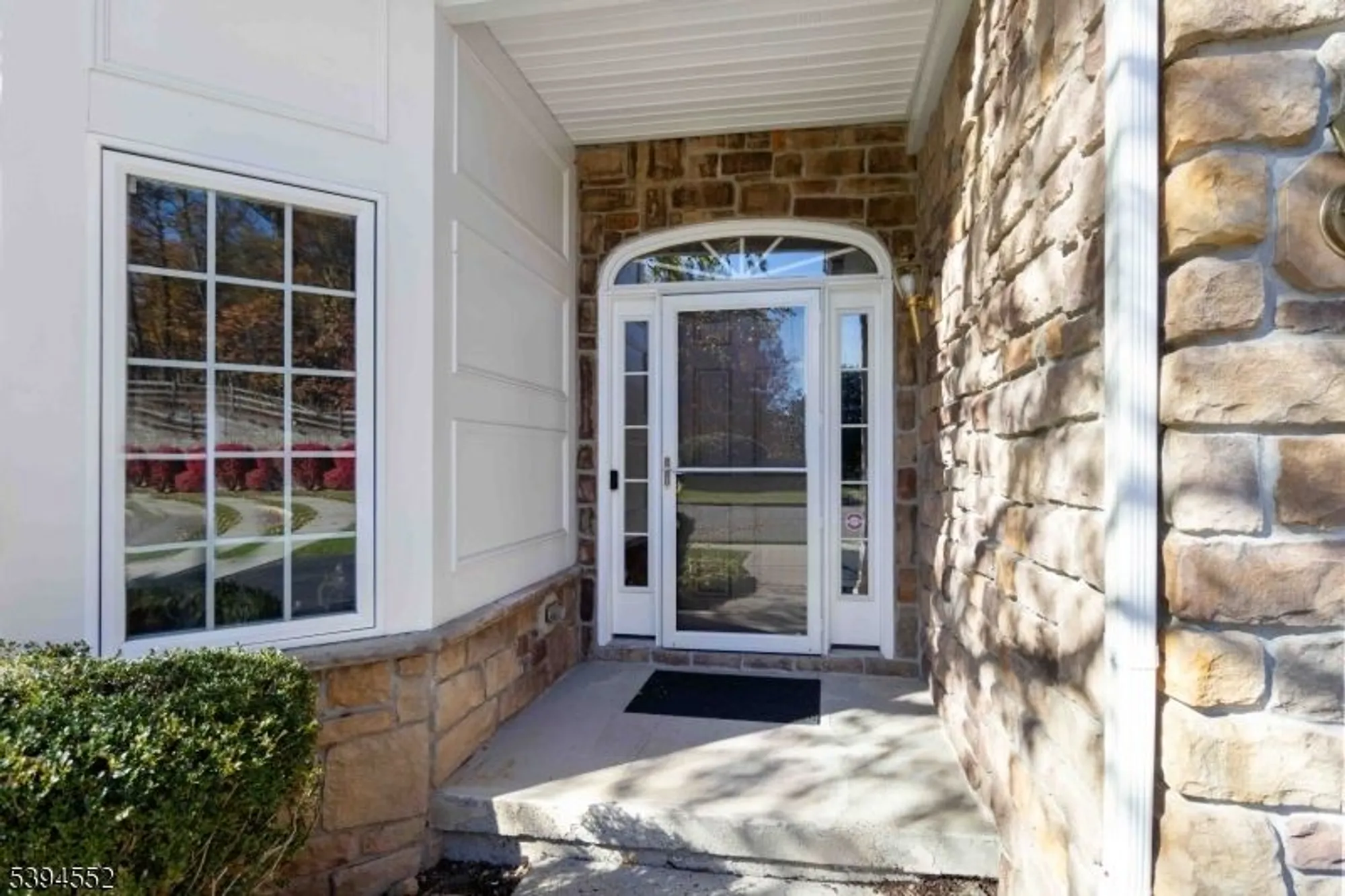 Property Slideshow image 5 of 45 | 100 zachary way, Mount Arlington, NJ, 07856