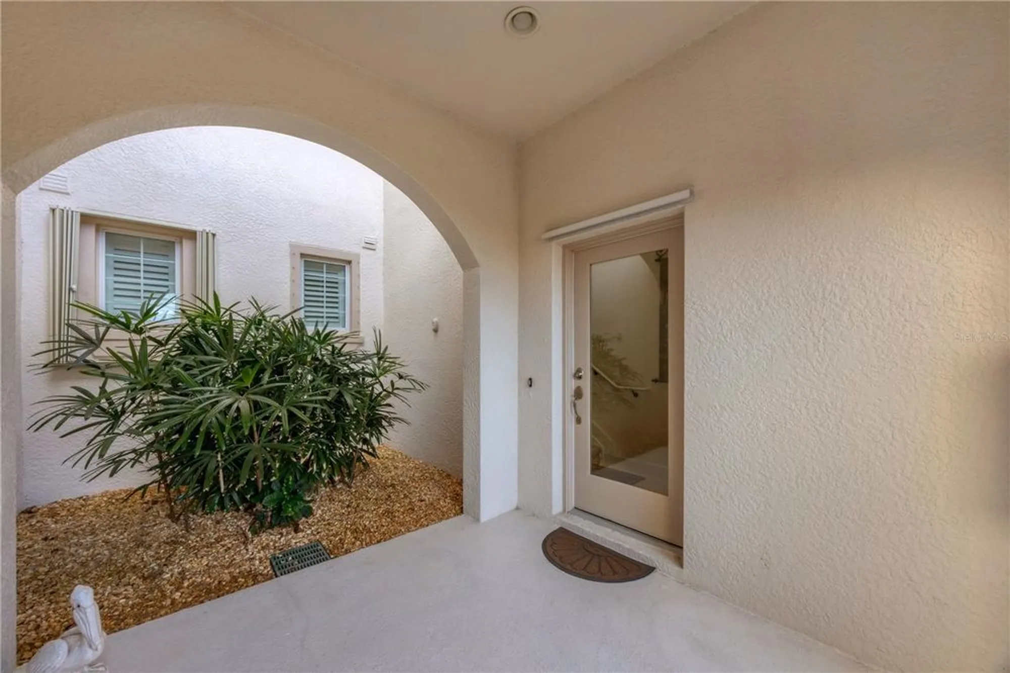 Property Slideshow image 5 of 44 | 4746 club dr # 202, Port Charlotte, FL, 33953