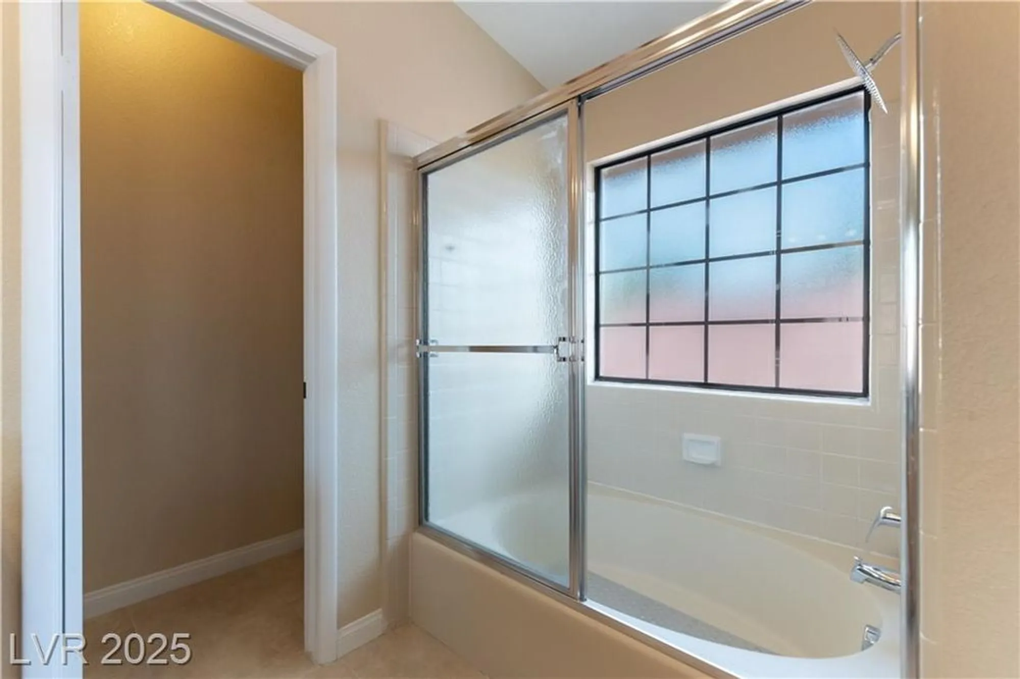 Property Slideshow image 15 of 39 | 4808 fiesta lakes st, Las Vegas, NV, 89130
